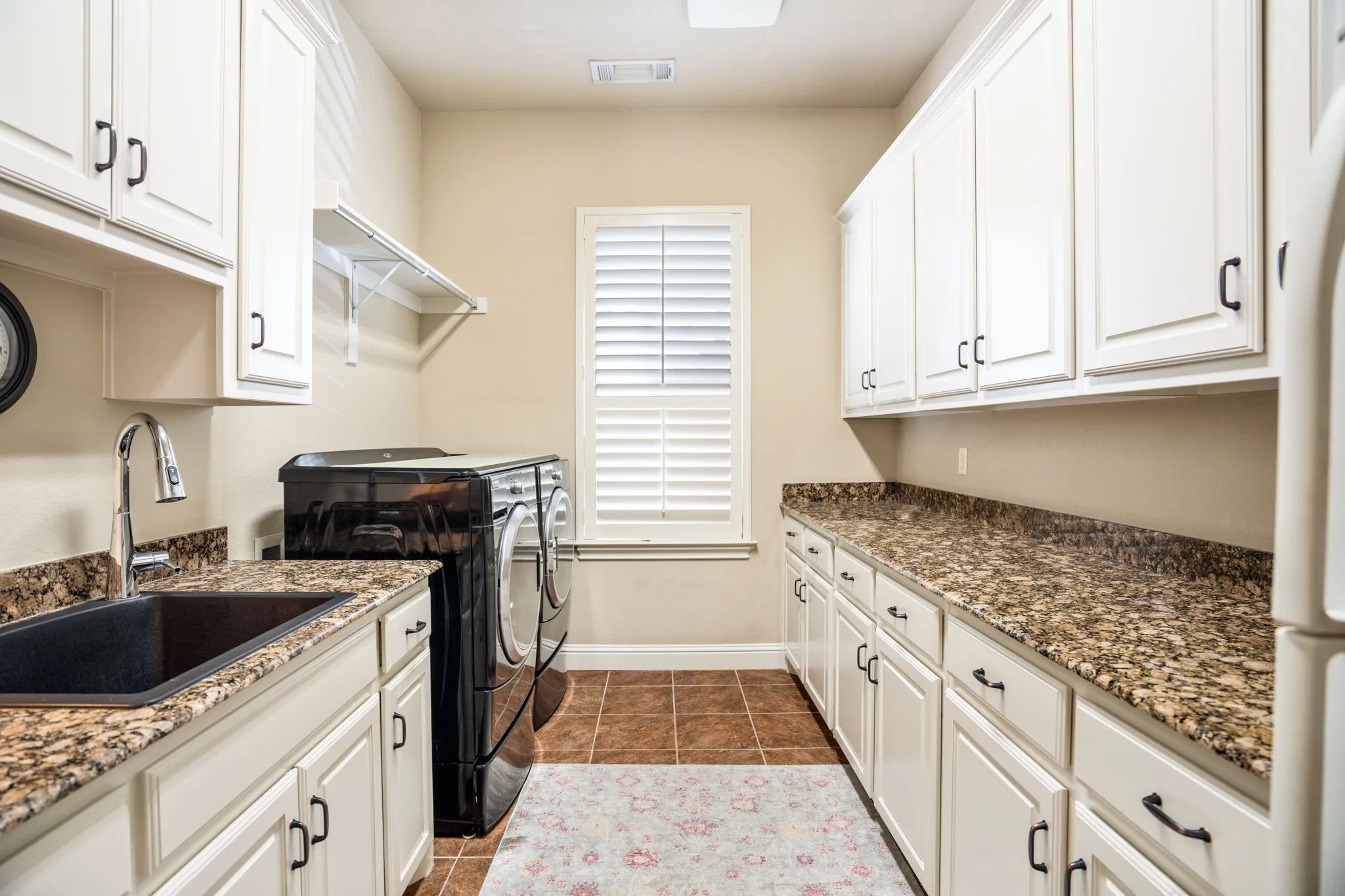 Single Family Residence For Sale in Denton County , 1690 Hilton Head Lane, Frisco, Texas 75034, 5 Bedroom, 7 Bathroom, 4 Garage spaces, 5,995 Sqft, built in 2008, mls#21383899, Real Estate Agent in Frisco, Homes For Sale in Denton county, Homes For Sale in Frisco, Realtor in Frisco Texas, Real Estate Brokerage Independent Realty Texas, Luminita Cordes Realtor