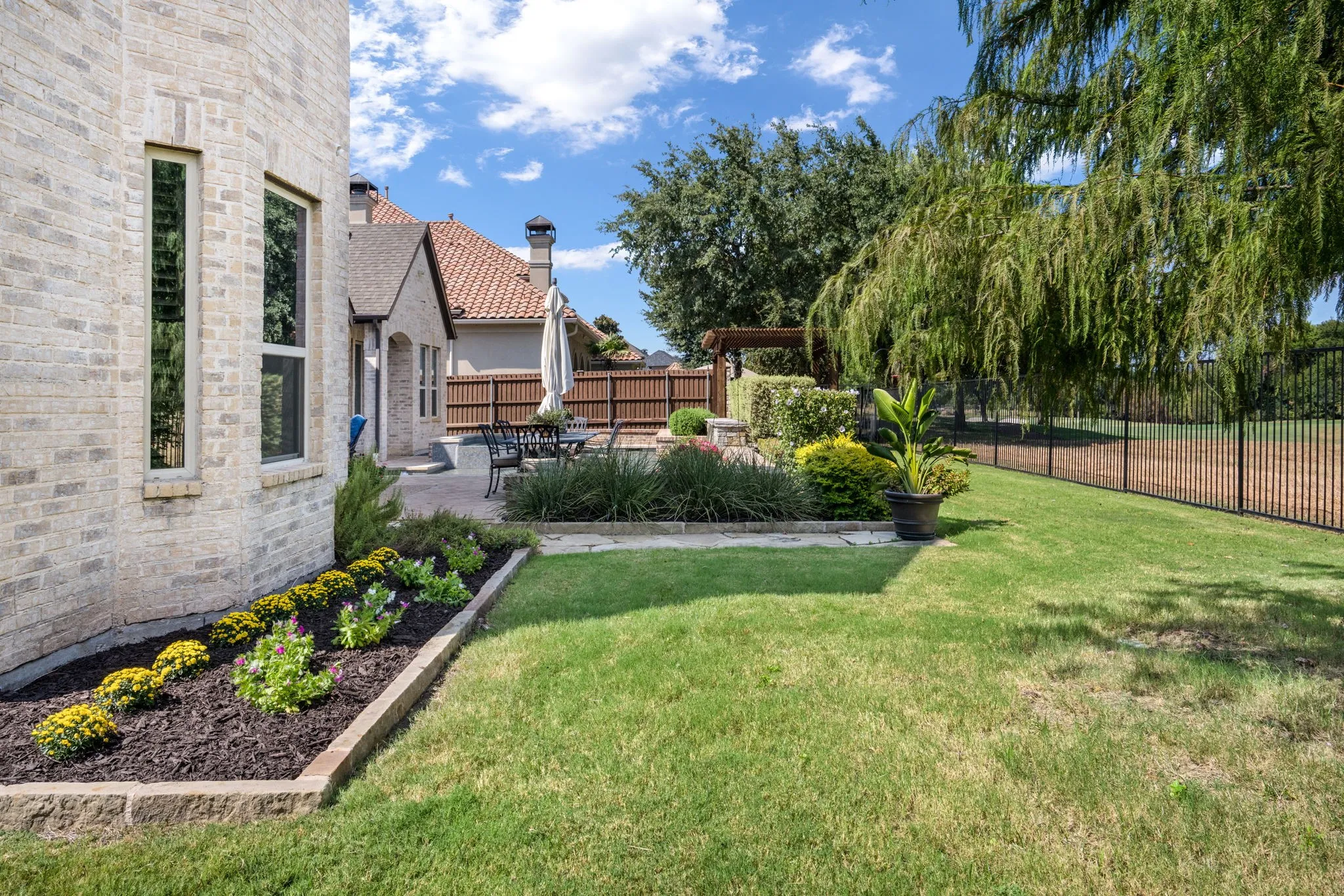 Single Family Residence For Sale in Denton County , 1690 Hilton Head Lane, Frisco, Texas 75034, 5 Bedroom, 7 Bathroom, 4 Garage spaces, 5,995 Sqft, built in 2008, mls#21383899, Real Estate Agent in Frisco, Homes For Sale in Denton county, Homes For Sale in Frisco, Realtor in Frisco Texas, Real Estate Brokerage Independent Realty Texas, Luminita Cordes Realtor