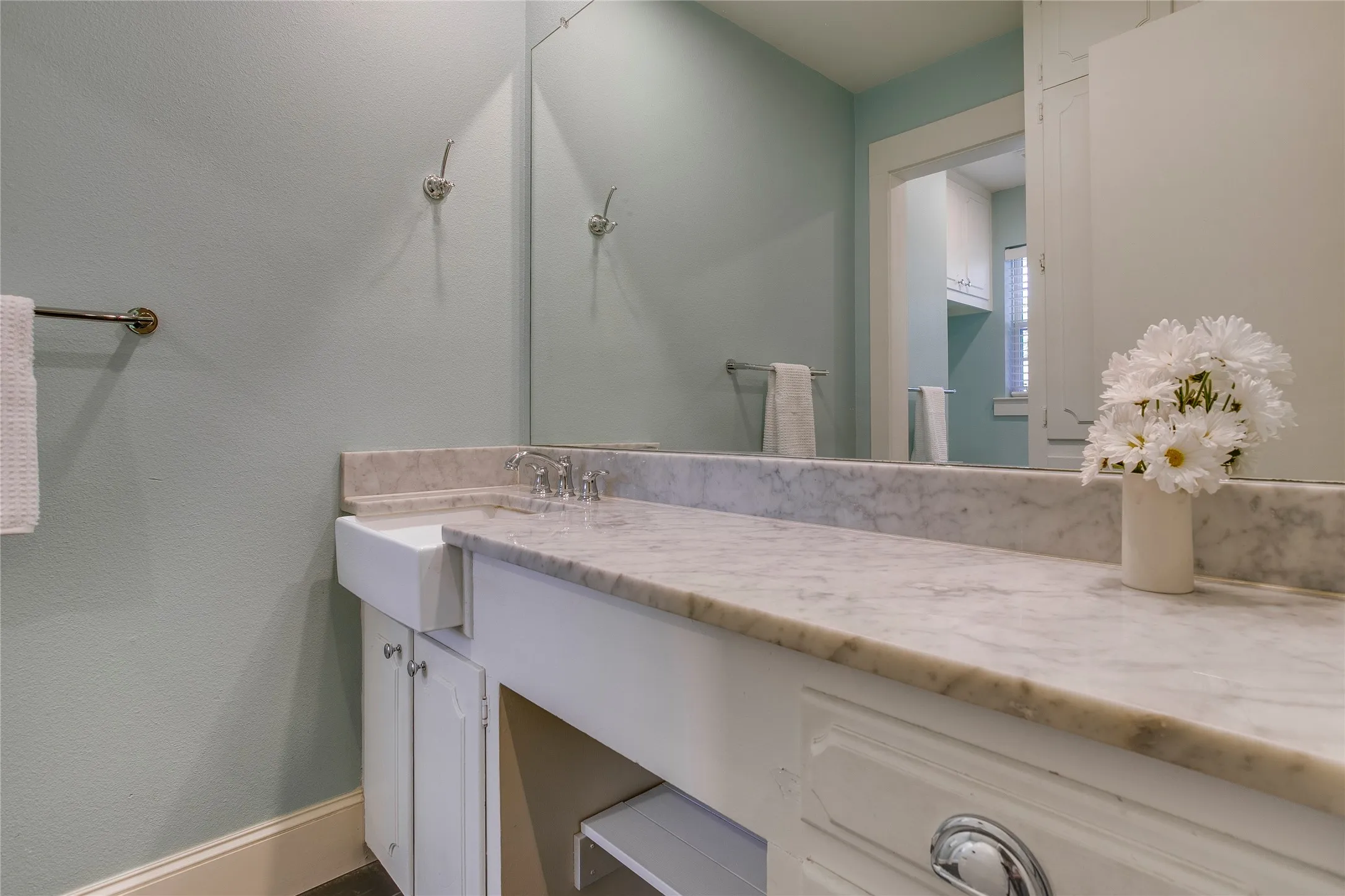 Guest bath
