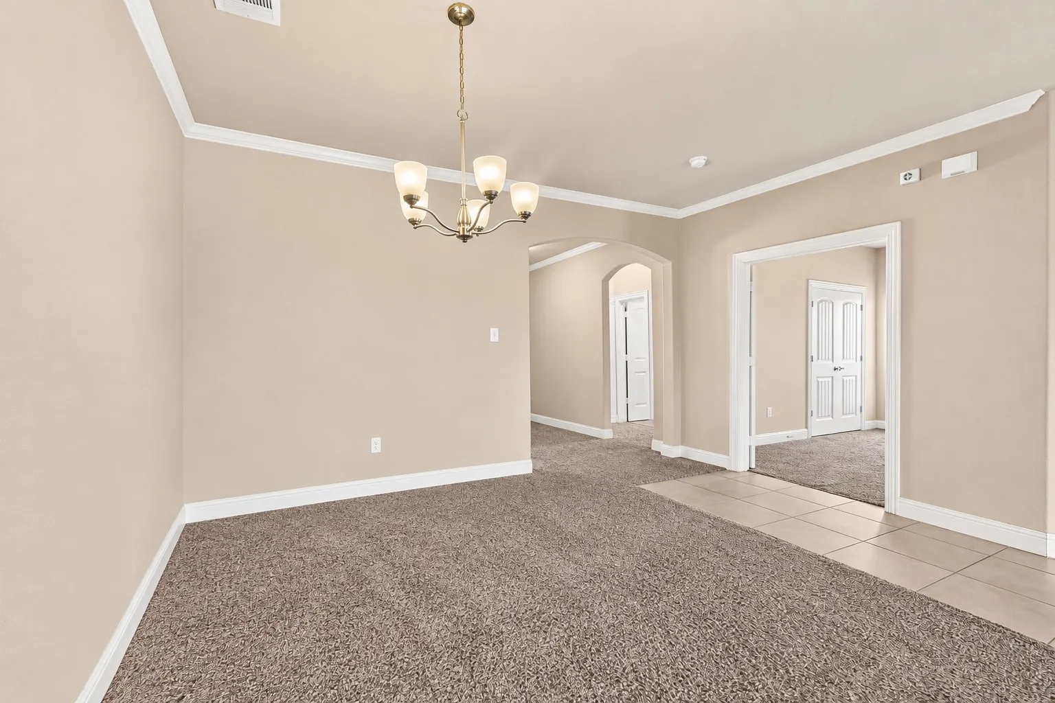 Single Family Residence For Sale in Denton County , 540 Winnetka Drive, Oak Point, Texas 75068, 3 Bedroom, 2 Bathroom, 2 Garage spaces, 2,074 Sqft, built in 2017, mls#21383701, Real Estate Agent in Oak Point, Homes For Sale in Denton county, Homes For Sale in Oak Point, Realtor in Oak Point Texas, Real Estate Brokerage Independent Realty Texas, Luminita Cordes Realtor