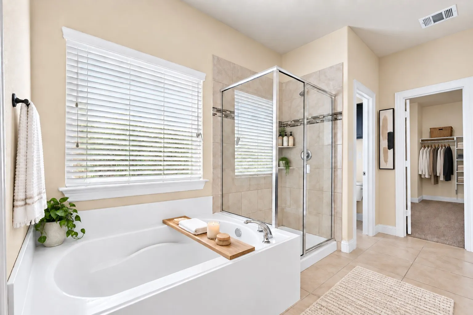 Single Family Residence For Sale in Denton County , 540 Winnetka Drive, Oak Point, Texas 75068, 3 Bedroom, 2 Bathroom, 2 Garage spaces, 2,074 Sqft, built in 2017, mls#21383701, Real Estate Agent in Oak Point, Homes For Sale in Denton county, Homes For Sale in Oak Point, Realtor in Oak Point Texas, Real Estate Brokerage Independent Realty Texas, Luminita Cordes Realtor