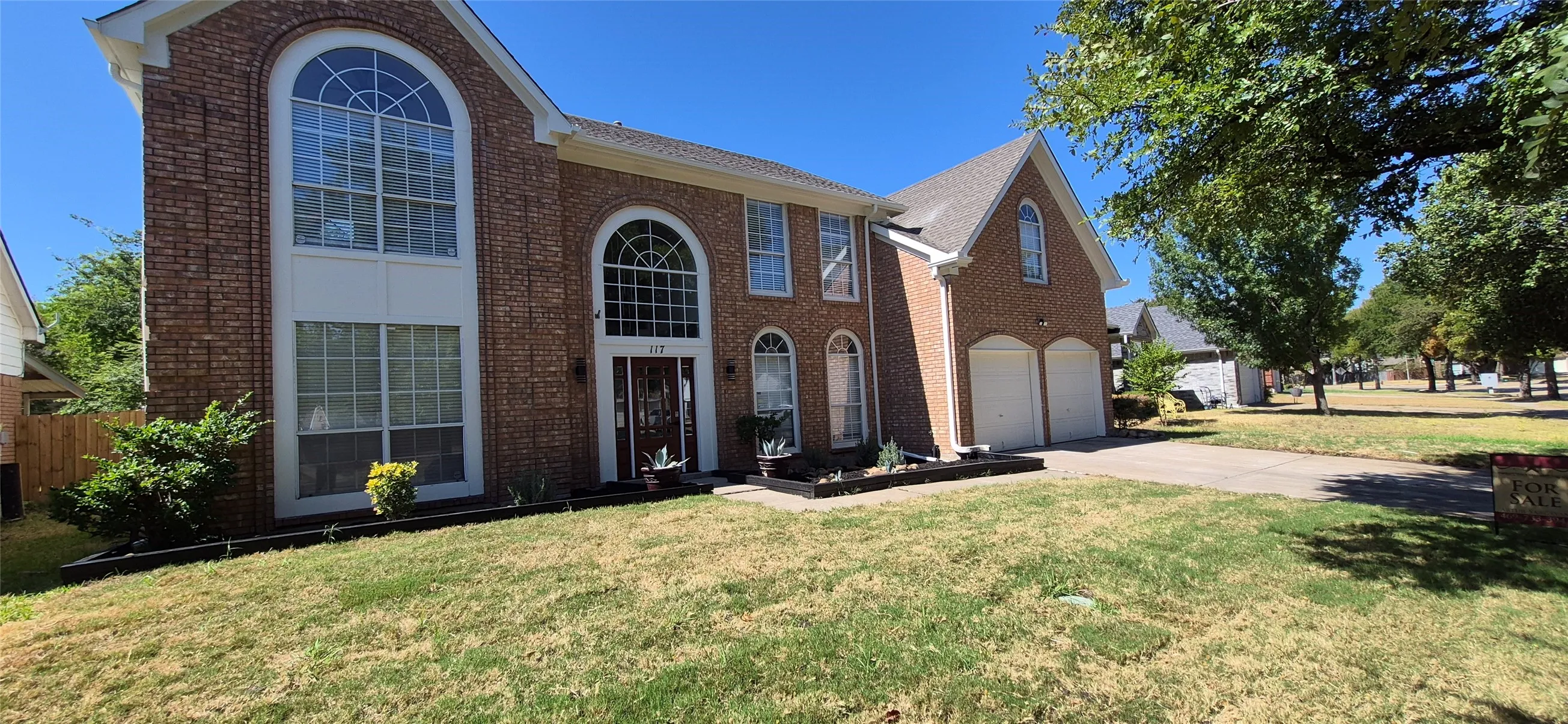 Single Family Residence For Sale in Dallas County , 117 Morningside Drive, Grand Prairie, Texas 75052, 5 Bedroom, 3 Bathroom, 2 Garage spaces, 2,657 Sqft, built in 1990, mls#21384726, Real Estate Agent in Grand Prairie, Homes For Sale in Dallas county, Homes For Sale in Grand Prairie, Realtor in Grand Prairie Texas, Real Estate Brokerage Independent Realty Texas, Luminita Cordes Realtor