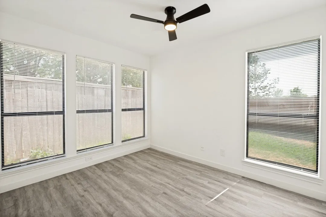 Condominium For Sale in Collin County , 18240 Midway Road 806, Dallas, Texas 75287, 3 Bedroom, 3 Bathroom, Garage spaces, 1,235 Sqft, built in 1982, mls#21384728, Real Estate Agent in Dallas, Homes For Sale in Collin county, Homes For Sale in Dallas, Realtor in Dallas Texas, Real Estate Brokerage Independent Realty Texas, Luminita Cordes Realtor