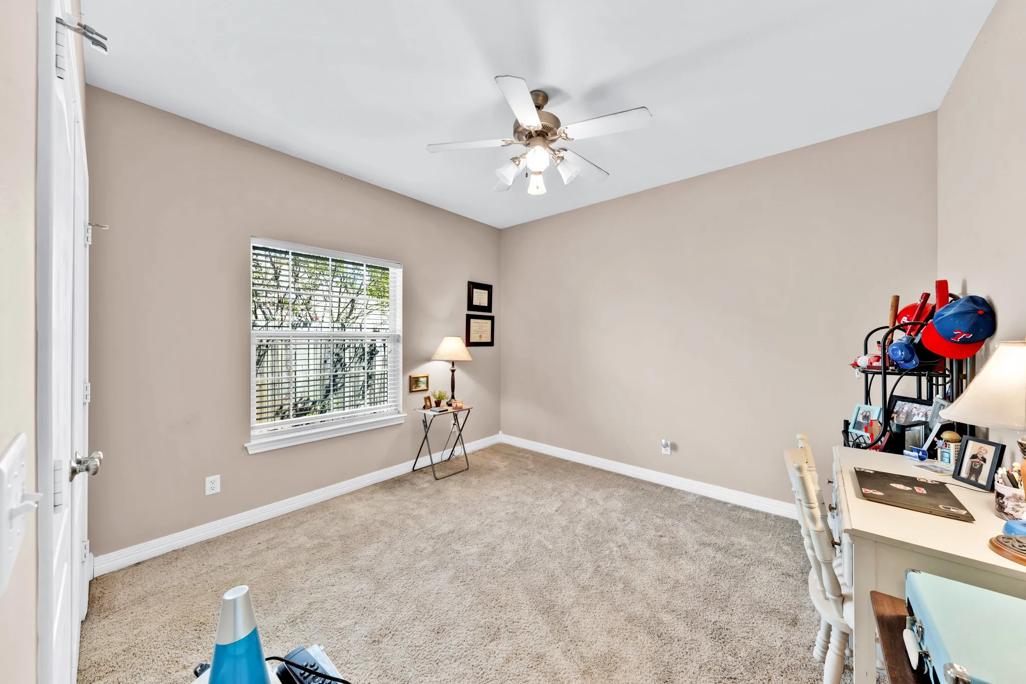 Single Family Residence For Sale in Gregg County , 3808 Clarkway Place, Longview, Texas 75605, 4 Bedroom, 3 Bathroom, 2 Garage spaces, 2,369 Sqft, built in 2006, mls#21383619, Real Estate Agent in Longview, Homes For Sale in Gregg county, Homes For Sale in Longview, Realtor in Longview Texas, Real Estate Brokerage Independent Realty Texas, Luminita Cordes Realtor