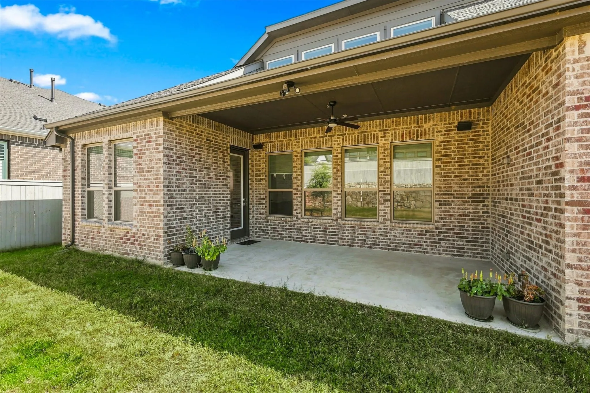Single Family Residence For Sale in Denton County , 2812 Dunbar Drive, Northlake, Texas 76247, 4 Bedroom, 4 Bathroom, 3 Garage spaces, 3,383 Sqft, built in 2023, mls#21384459, Real Estate Agent in Northlake, Homes For Sale in Denton county, Homes For Sale in Northlake, Realtor in Northlake Texas, Real Estate Brokerage Independent Realty Texas, Luminita Cordes Realtor
