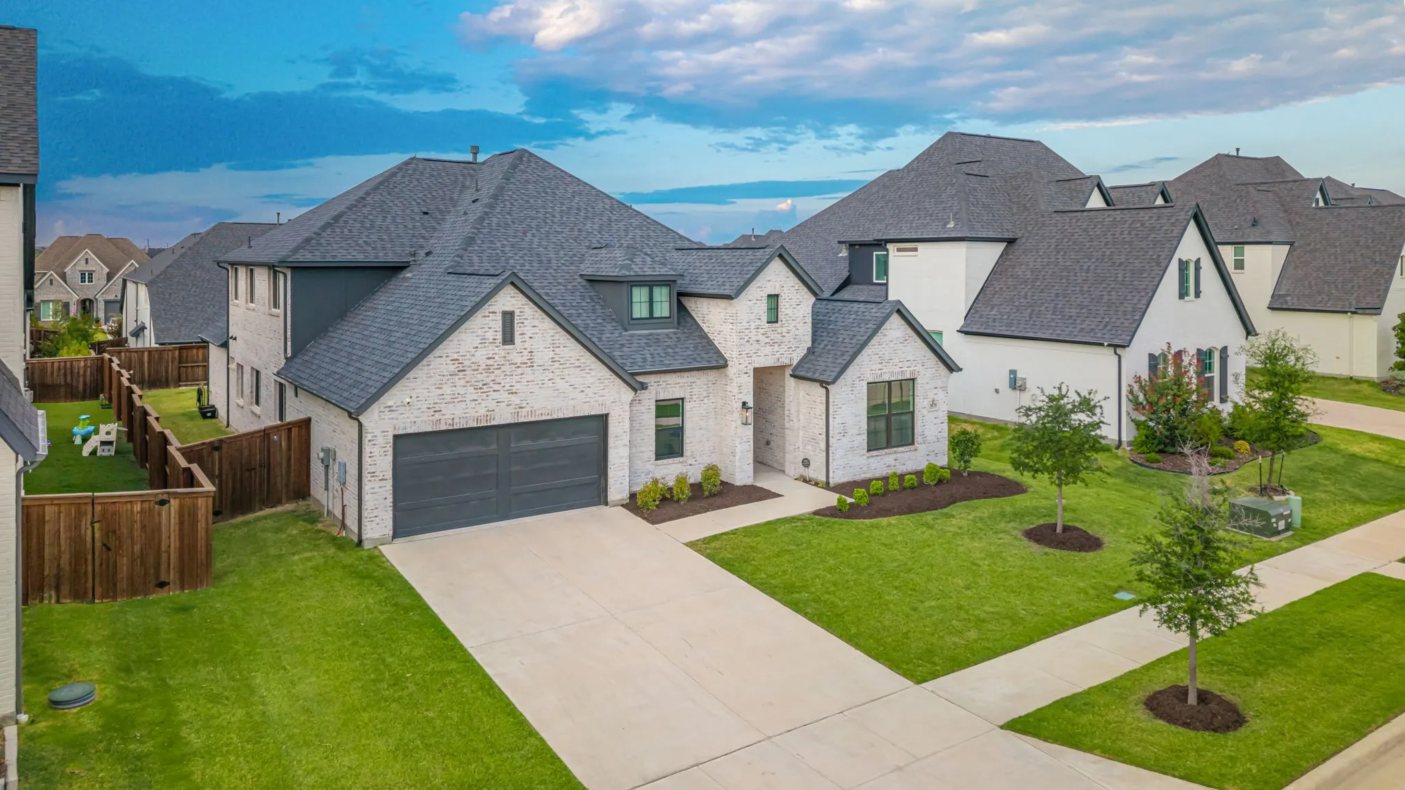 Single Family Residence For Sale in Denton County , 3870 Porter Lane, Prosper, Texas 75078, 5 Bedroom, 4 Bathroom, 3 Garage spaces, 3,131 Sqft, built in 2023, mls#21384693, Real Estate Agent in Prosper, Homes For Sale in Denton county, Homes For Sale in Prosper, Realtor in Prosper Texas, Real Estate Brokerage Independent Realty Texas, Luminita Cordes Realtor