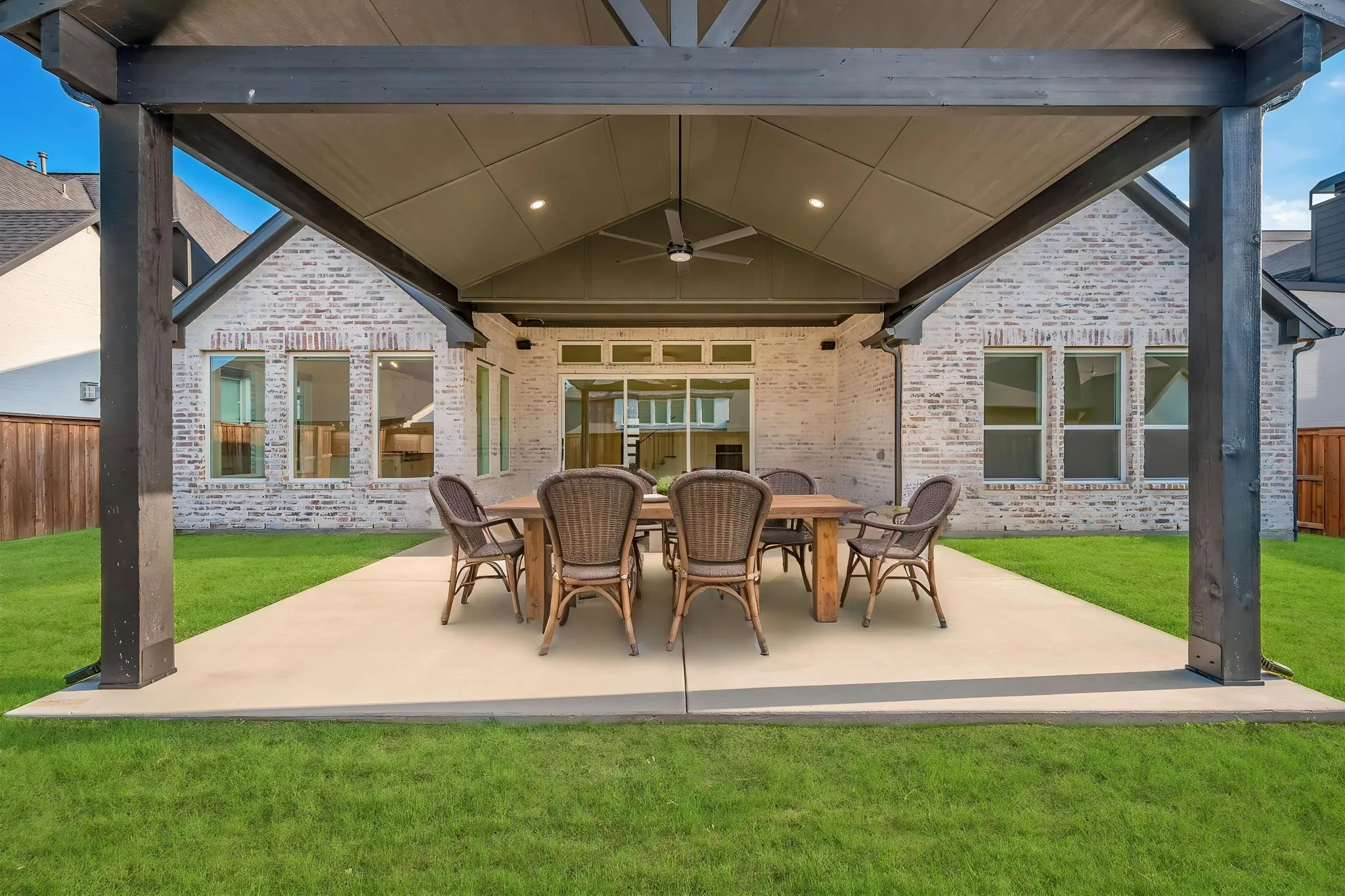 Single Family Residence For Sale in Denton County , 3870 Porter Lane, Prosper, Texas 75078, 5 Bedroom, 4 Bathroom, 3 Garage spaces, 3,131 Sqft, built in 2023, mls#21384693, Real Estate Agent in Prosper, Homes For Sale in Denton county, Homes For Sale in Prosper, Realtor in Prosper Texas, Real Estate Brokerage Independent Realty Texas, Luminita Cordes Realtor