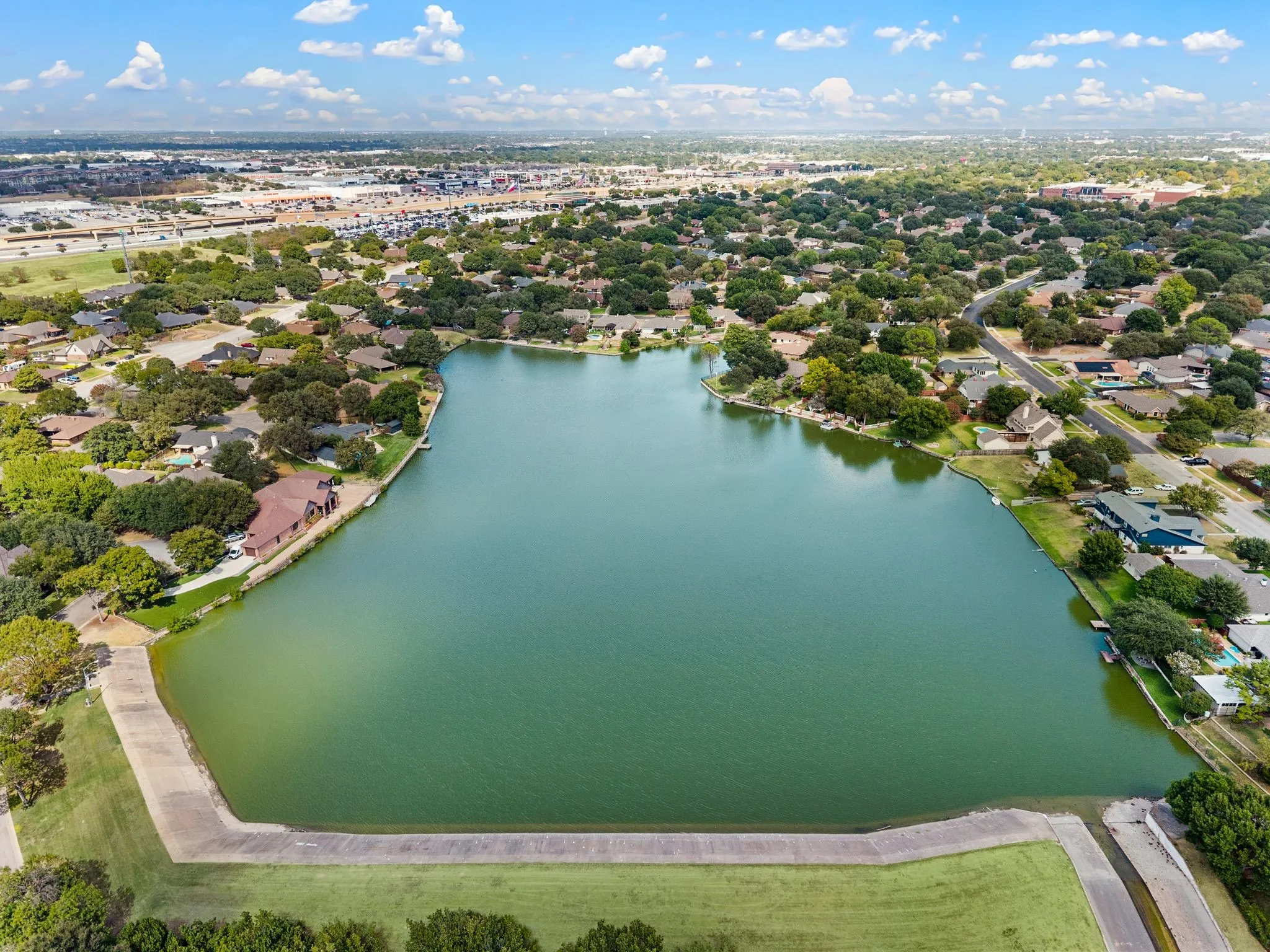 Single Family Residence For Sale in Tarrant County , 4813 Woodcreek Court, North Richland Hills, Texas 76180, 3 Bedroom, 3 Bathroom, 2 Garage spaces, 3,077 Sqft, built in 1978, mls#21383111, Real Estate Agent in North Richland Hills, Homes For Sale in Tarrant county, Homes For Sale in North Richland Hills, Realtor in North Richland Hills Texas, Real Estate Brokerage Independent Realty Texas, Luminita Cordes Realtor