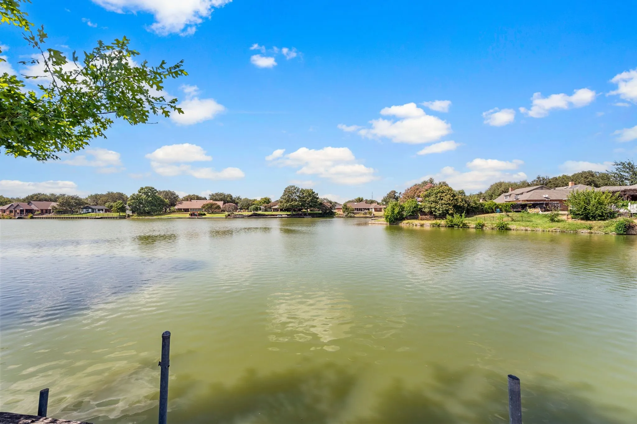 Single Family Residence For Sale in Tarrant County , 4813 Woodcreek Court, North Richland Hills, Texas 76180, 3 Bedroom, 3 Bathroom, 2 Garage spaces, 3,077 Sqft, built in 1978, mls#21383111, Real Estate Agent in North Richland Hills, Homes For Sale in Tarrant county, Homes For Sale in North Richland Hills, Realtor in North Richland Hills Texas, Real Estate Brokerage Independent Realty Texas, Luminita Cordes Realtor