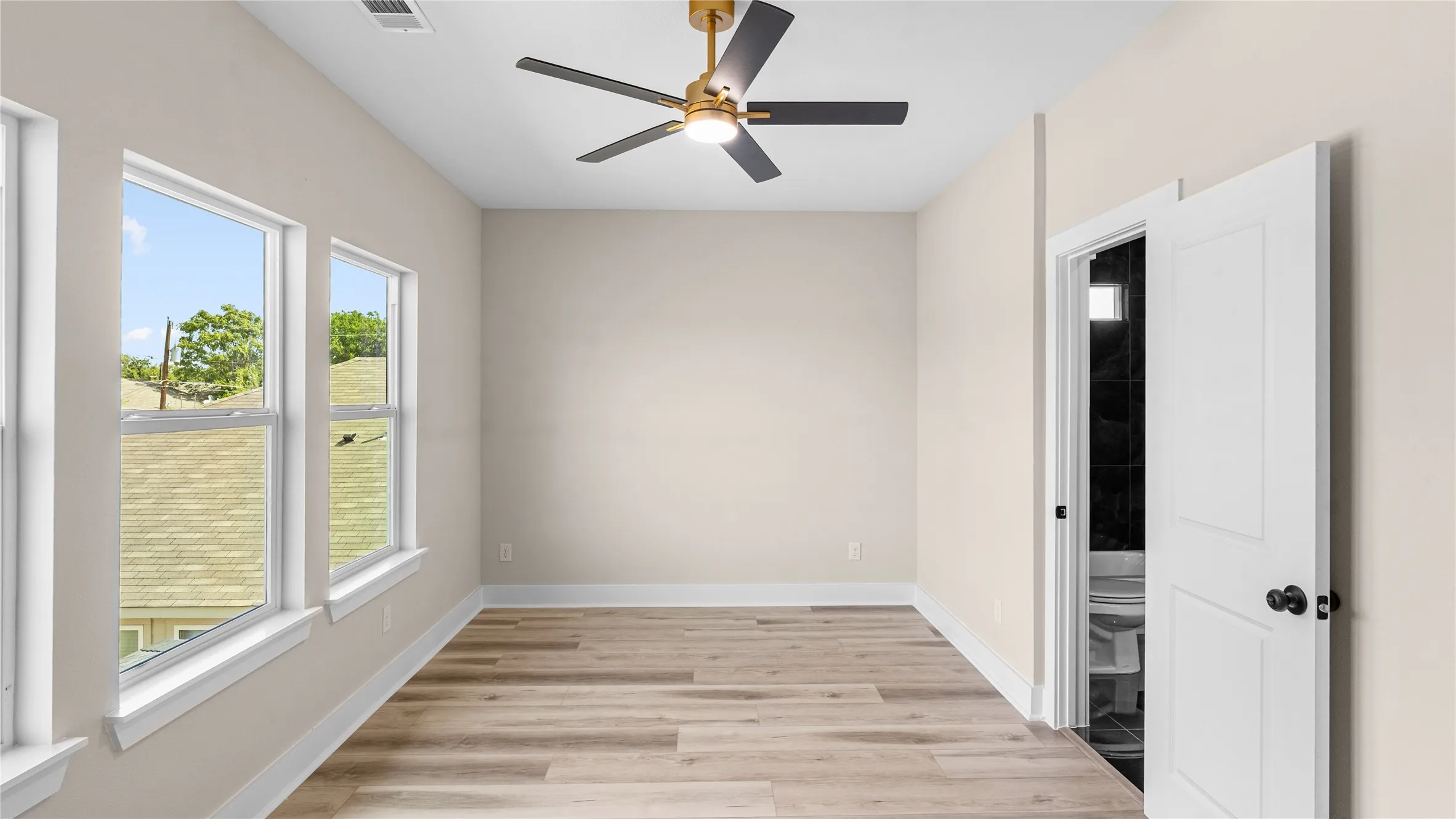 Single Family Residence For Sale in Dallas County , 3147 Stag Road, Dallas, Texas 75216, 3 Bedroom, 3 Bathroom, 1 Garage spaces, 2,088 Sqft, built in 2026, mls#21384741, Real Estate Agent in Dallas, Homes For Sale in Dallas county, Homes For Sale in Dallas, Realtor in Dallas Texas, Real Estate Brokerage Independent Realty Texas, Luminita Cordes Realtor