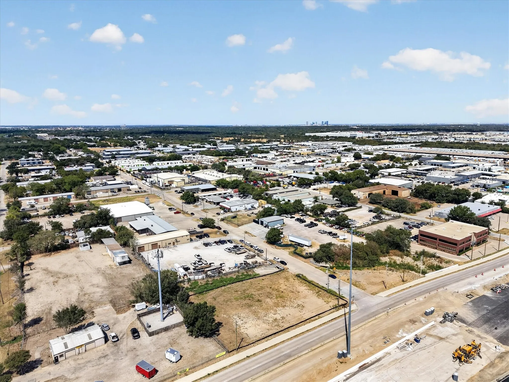 Unimproved Land For Sale in Tarrant County , 5600 E Loop 820 S, Fort Worth, Texas 76119, 0, 0, Garage spaces, 0 Sqft, built in 0, mls#21384151, Real Estate Agent in Fort Worth, Homes For Sale in Tarrant county, Homes For Sale in Fort Worth, Realtor in Fort Worth Texas, Real Estate Brokerage Independent Realty Texas, Luminita Cordes Realtor