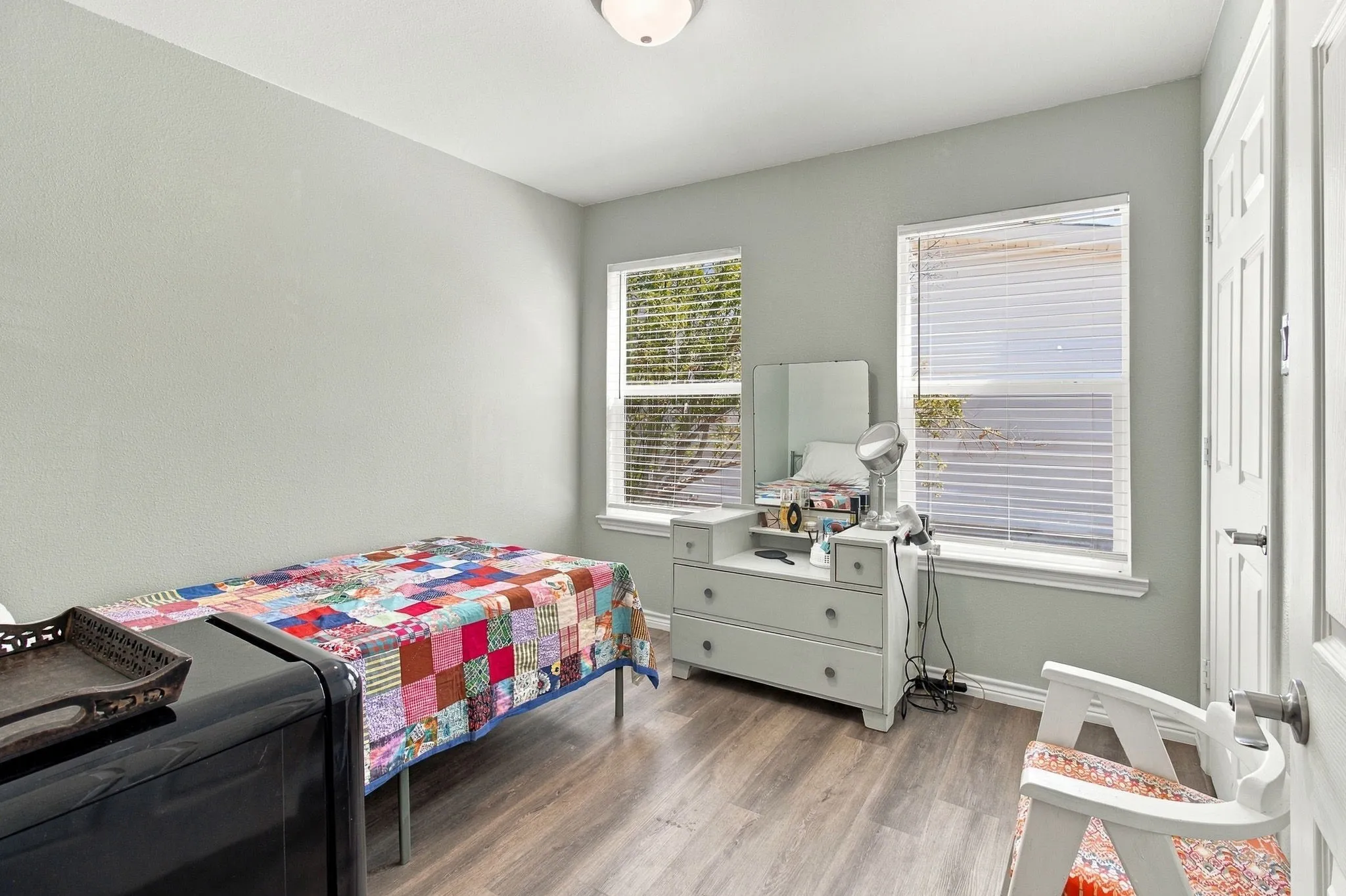 Single Family Residence For Sale in Tarrant County , 801 Connally Terrace, Arlington, Texas 76010, 3 Bedroom, 2 Bathroom, Garage spaces, 1,388 Sqft, built in 1953, mls#21384647, Real Estate Agent in Arlington, Homes For Sale in Tarrant county, Homes For Sale in Arlington, Realtor in Arlington Texas, Real Estate Brokerage Independent Realty Texas, Luminita Cordes Realtor
