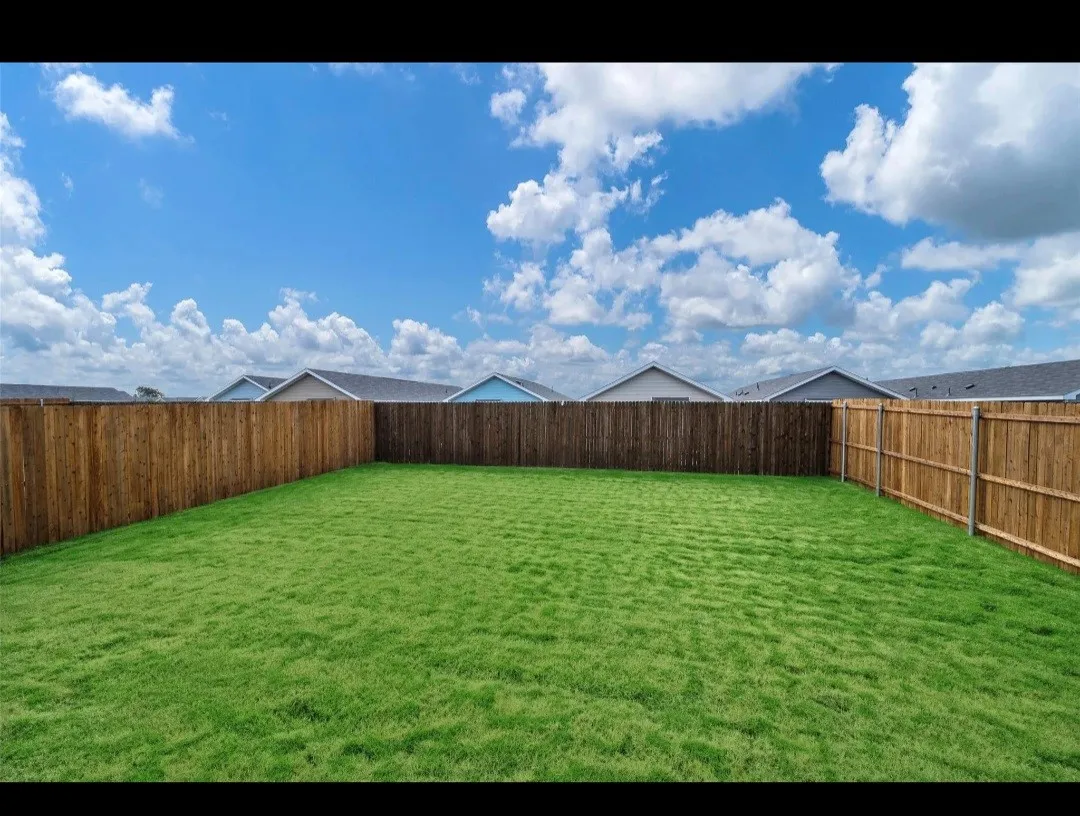 Single Family Residence For Sale in Collin County , 156 Boxberry Way, Princeton, Texas 75407, 3 Bedroom, 3 Bathroom, 1 Garage spaces, 1,377 Sqft, built in 2023, mls#21382951, Real Estate Agent in Princeton, Homes For Sale in Collin county, Homes For Sale in Princeton, Realtor in Princeton Texas, Real Estate Brokerage Independent Realty Texas, Luminita Cordes Realtor