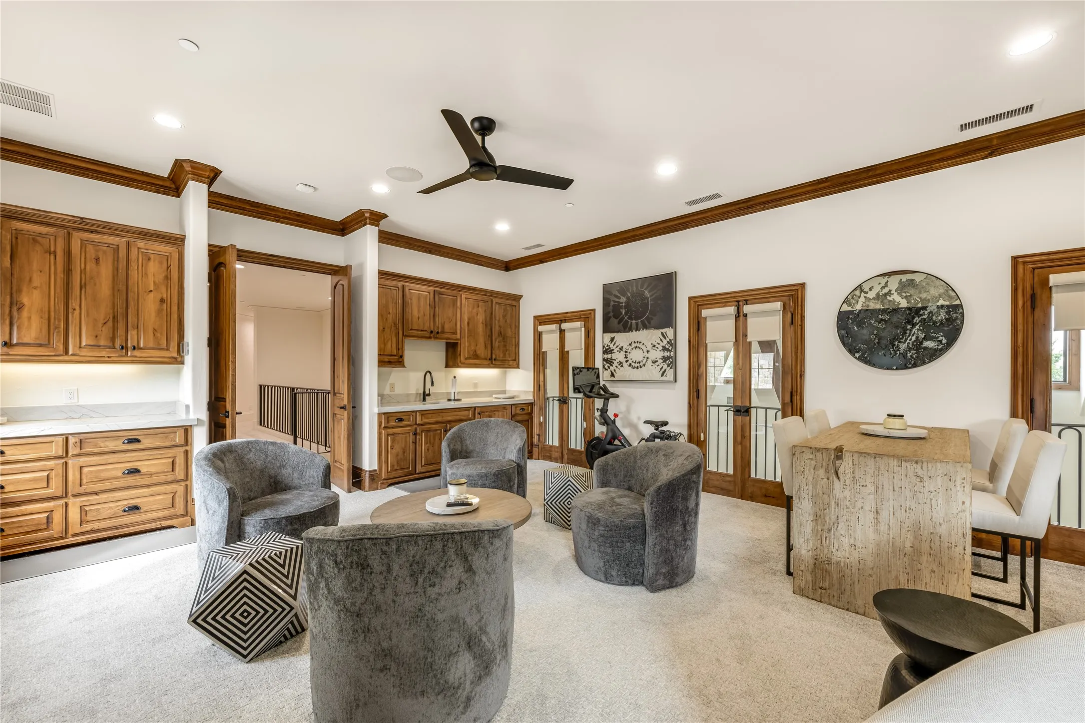 Single Family Residence For Sale in Collin County , 8096 Vistaview Place, Frisco, Texas 75034, 5 Bedroom, 7 Bathroom, 4 Garage spaces, 9,969 Sqft, built in 2011, mls#21383163, Real Estate Agent in Frisco, Homes For Sale in Collin county, Homes For Sale in Frisco, Realtor in Frisco Texas, Real Estate Brokerage Independent Realty Texas, Luminita Cordes Realtor