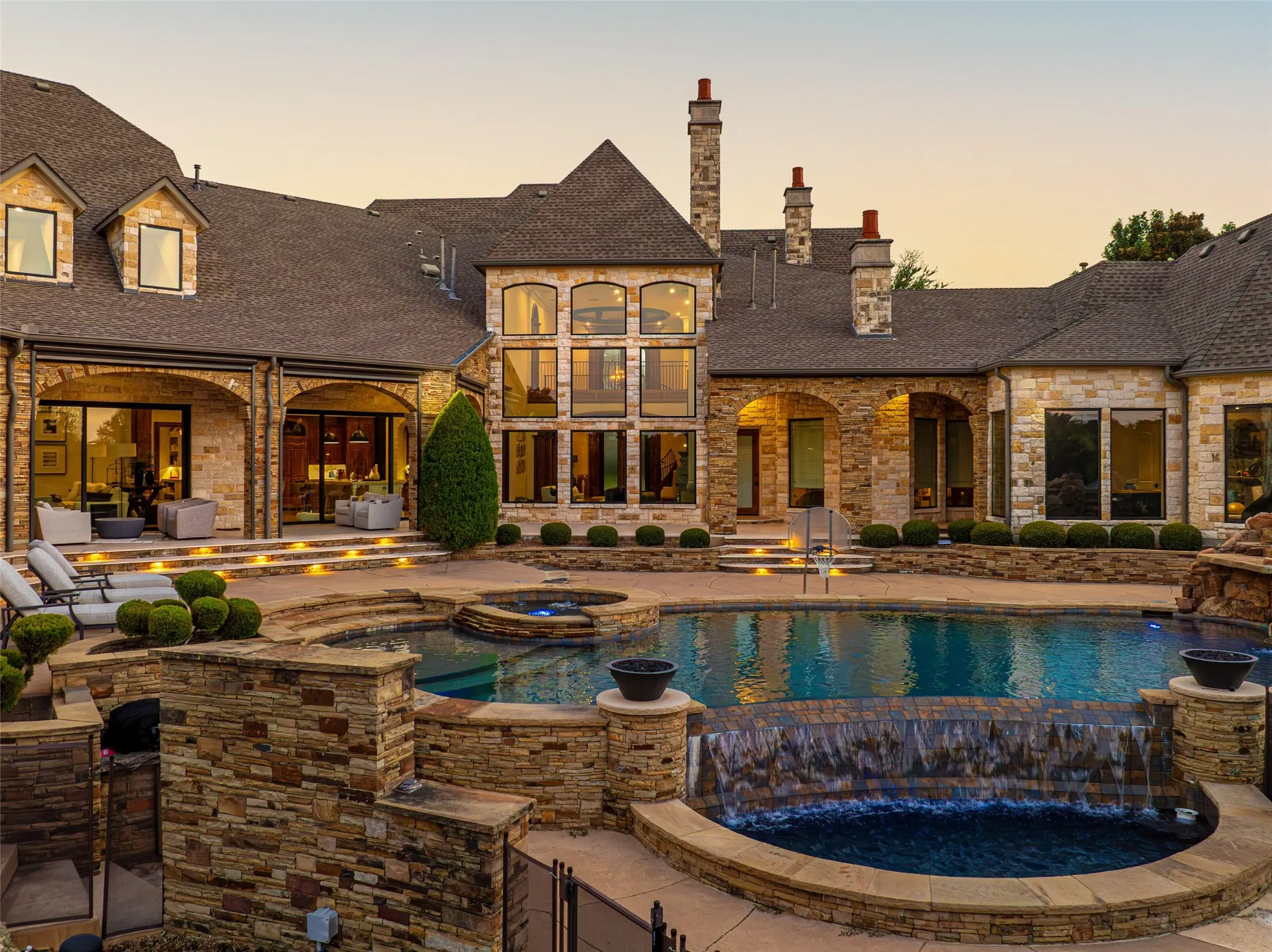 Single Family Residence For Sale in Collin County , 8096 Vistaview Place, Frisco, Texas 75034, 5 Bedroom, 7 Bathroom, 4 Garage spaces, 9,969 Sqft, built in 2011, mls#21383163, Real Estate Agent in Frisco, Homes For Sale in Collin county, Homes For Sale in Frisco, Realtor in Frisco Texas, Real Estate Brokerage Independent Realty Texas, Luminita Cordes Realtor