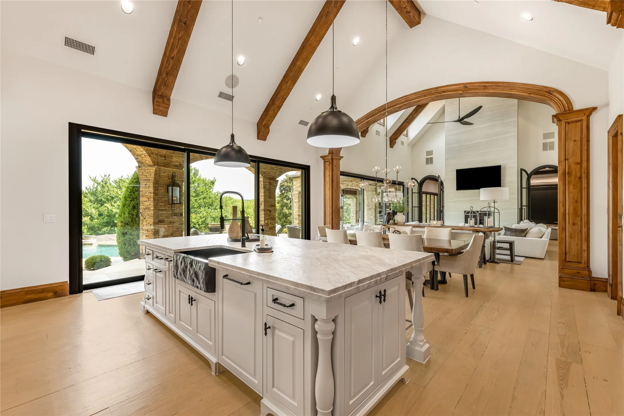 Single Family Residence For Sale in Collin County , 8096 Vistaview Place, Frisco, Texas 75034, 5 Bedroom, 7 Bathroom, 4 Garage spaces, 9,969 Sqft, built in 2011, mls#21383163, Real Estate Agent in Frisco, Homes For Sale in Collin county, Homes For Sale in Frisco, Realtor in Frisco Texas, Real Estate Brokerage Independent Realty Texas, Luminita Cordes Realtor
