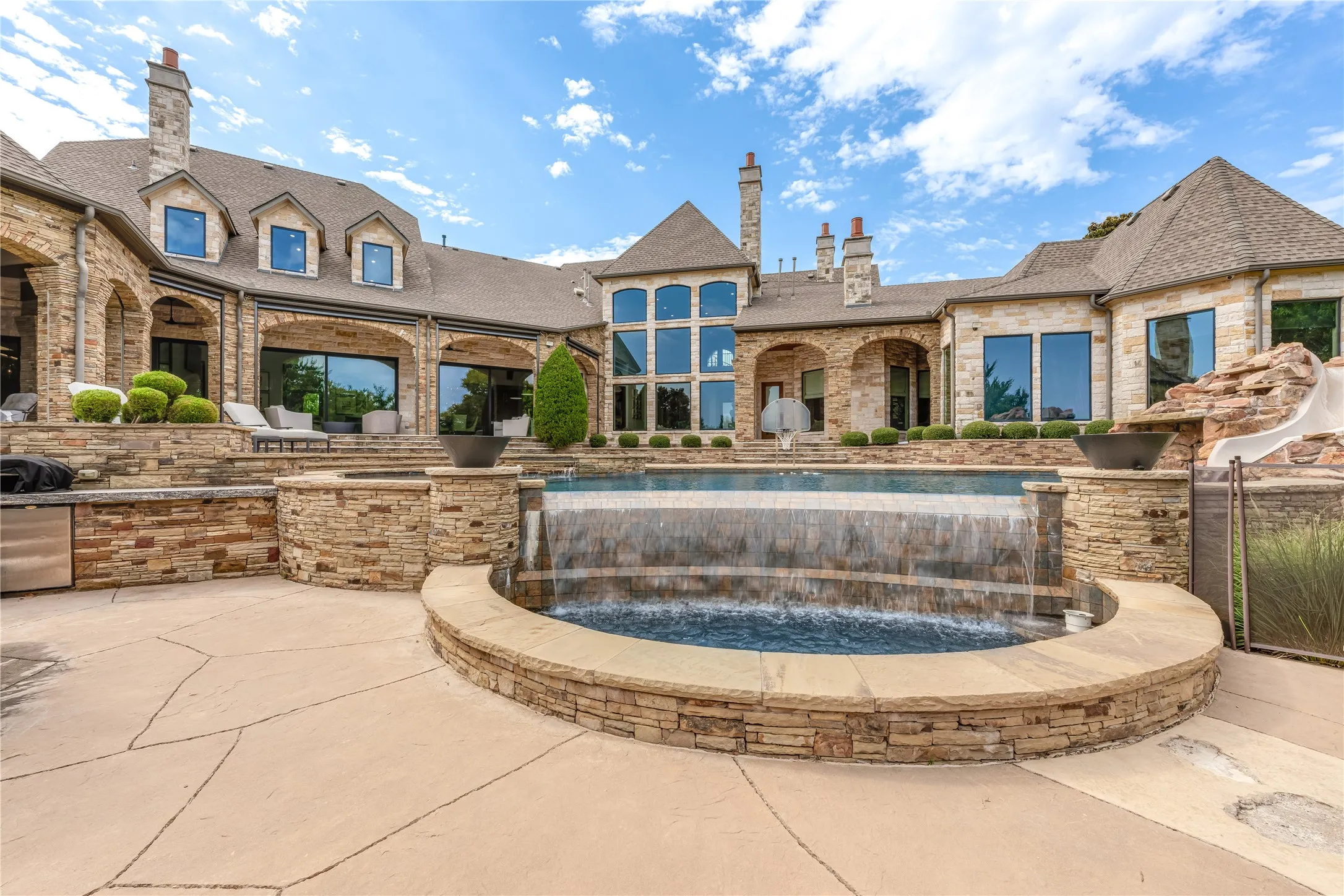 Single Family Residence For Sale in Collin County , 8096 Vistaview Place, Frisco, Texas 75034, 5 Bedroom, 7 Bathroom, 4 Garage spaces, 9,969 Sqft, built in 2011, mls#21383163, Real Estate Agent in Frisco, Homes For Sale in Collin county, Homes For Sale in Frisco, Realtor in Frisco Texas, Real Estate Brokerage Independent Realty Texas, Luminita Cordes Realtor