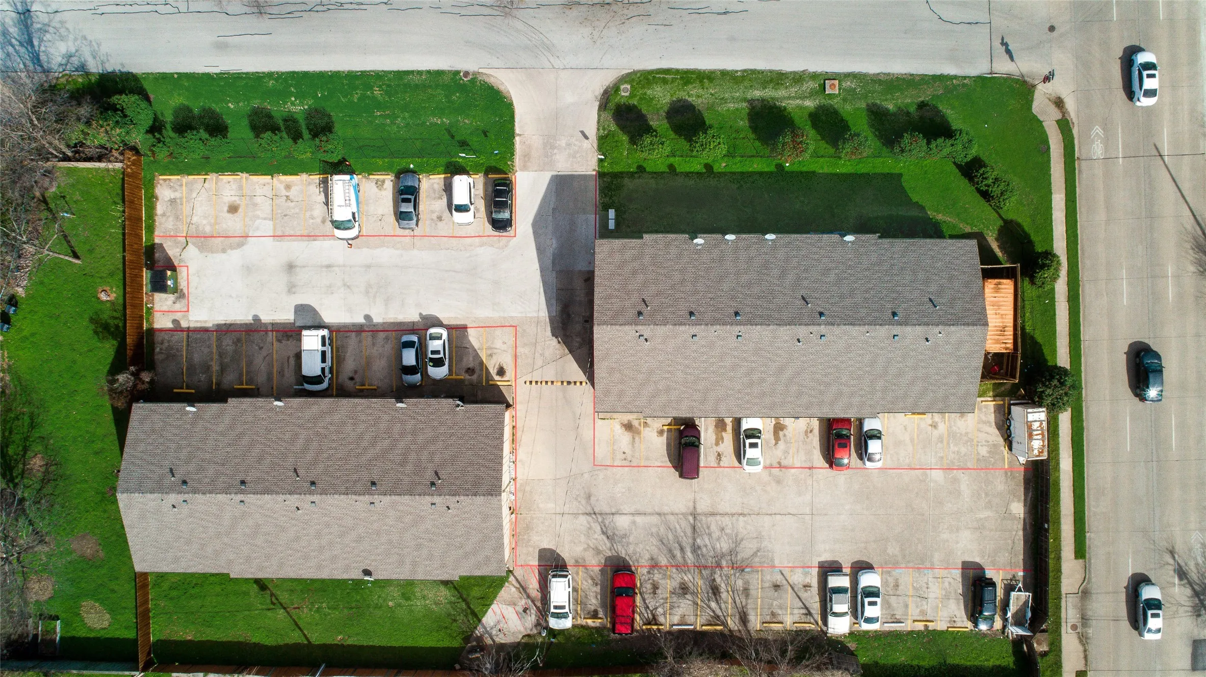 Apartment For Rent in Tarrant County , 108 E Cedar Street, Arlington, Texas 76011, 2 Bedroom, 1 Bathroom, Garage spaces, 700 Sqft, built in 1979, mls#21384761, Real Estate Agent in Arlington, Homes For Rent in Tarrant county, Homes For Rent in Arlington, Realtor in Arlington Texas, Real Estate Brokerage Independent Realty Texas, Luminita Cordes Realtor