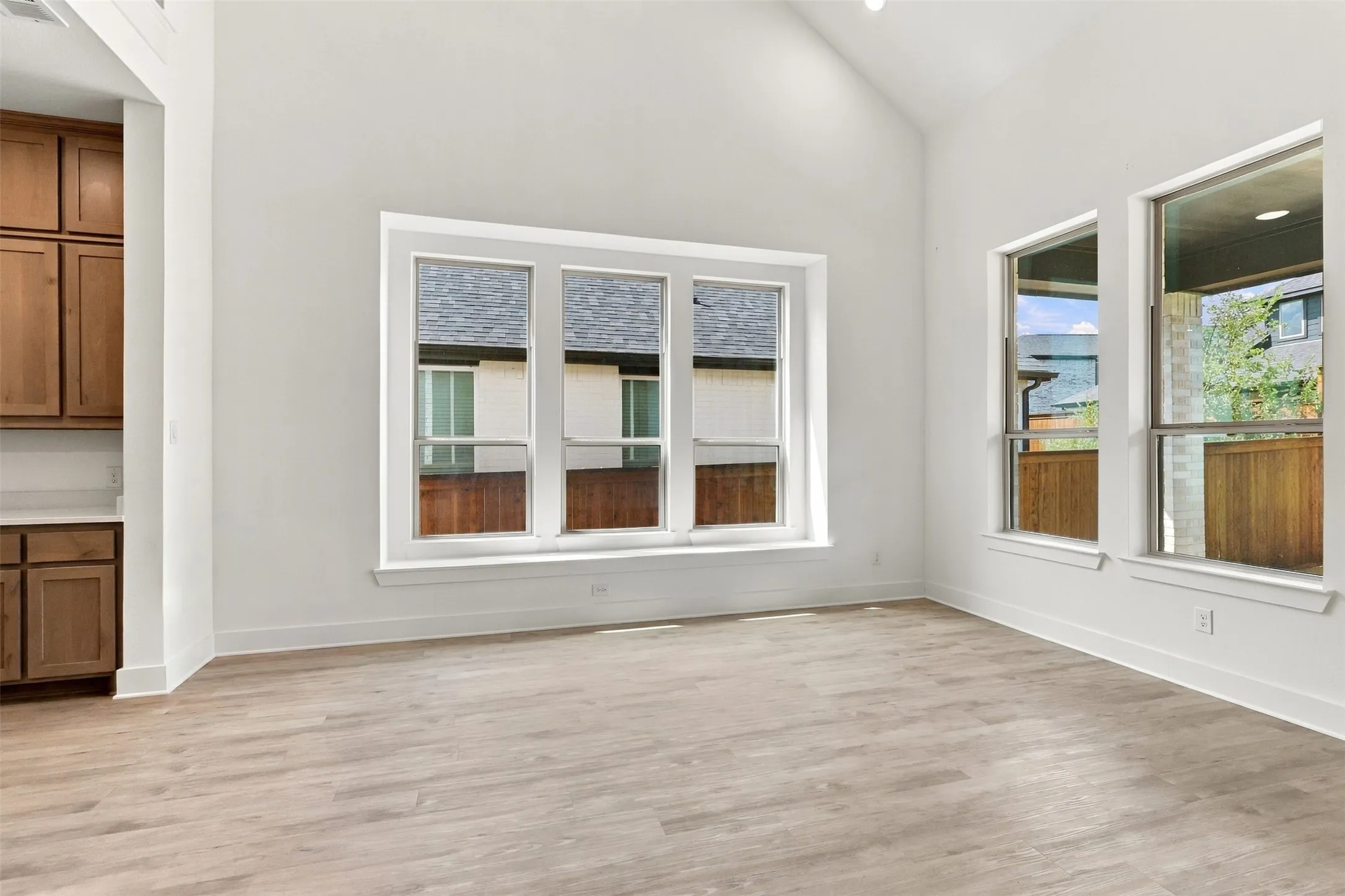 Single Family Residence For Rent in Collin County , 7424 Lilypad Lane, Mc Kinney, Texas 75071, 5 Bedroom, 5 Bathroom, 2 Garage spaces, 3,693 Sqft, built in 2024, mls#21384160, Real Estate Agent in Mc Kinney, Homes For Rent in Collin county, Homes For Rent in Mc Kinney, Realtor in Mc Kinney Texas, Real Estate Brokerage Independent Realty Texas, Luminita Cordes Realtor