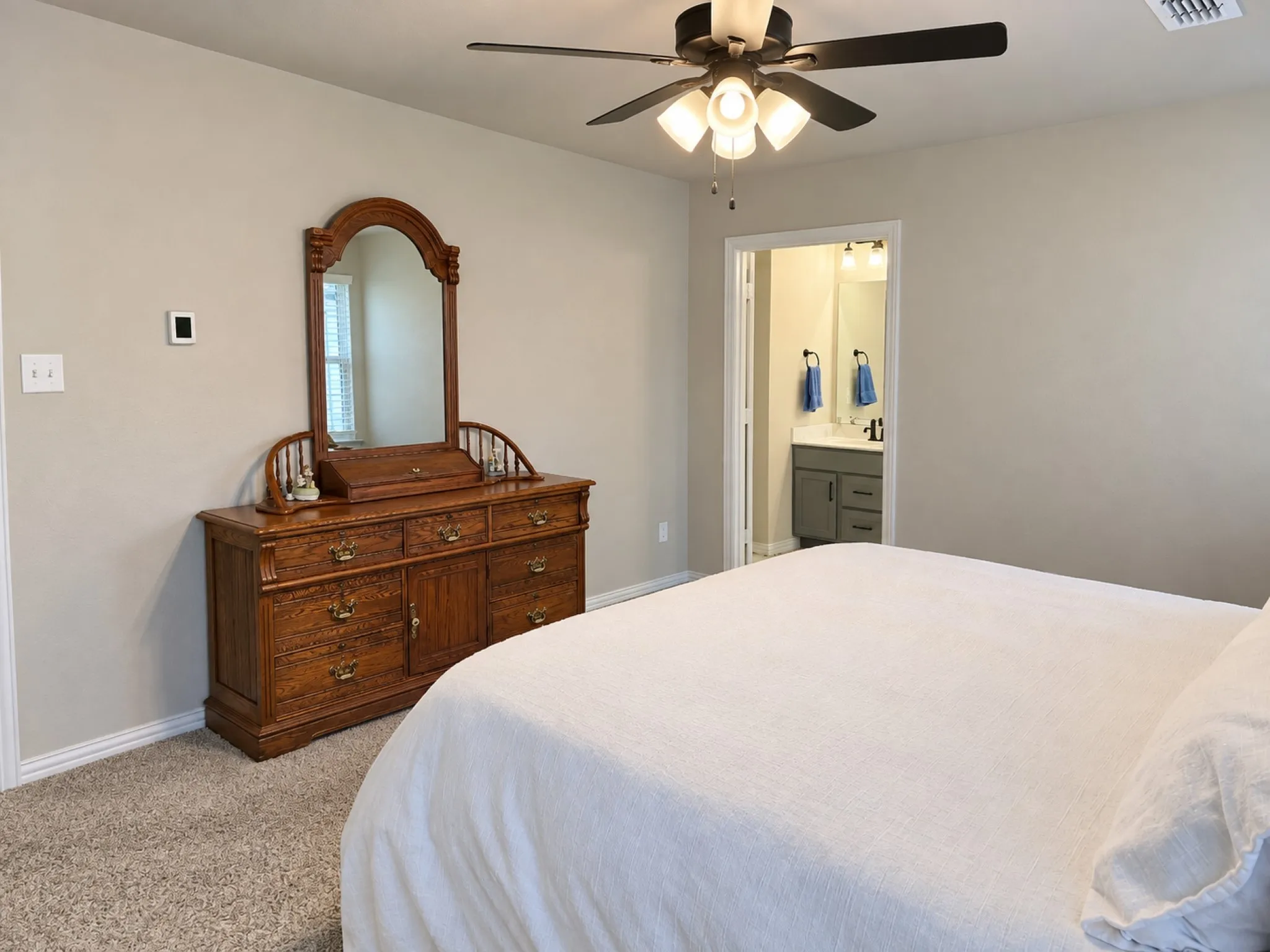 Townhouse For Sale in Grayson County , 3722 Malibu Drive, Sherman, Texas 75090, 3 Bedroom, 3 Bathroom, 2 Garage spaces, 1,762 Sqft, built in 2022, mls#21380948, Real Estate Agent in Sherman, Homes For Sale in Grayson county, Homes For Sale in Sherman, Realtor in Sherman Texas, Real Estate Brokerage Independent Realty Texas, Luminita Cordes Realtor