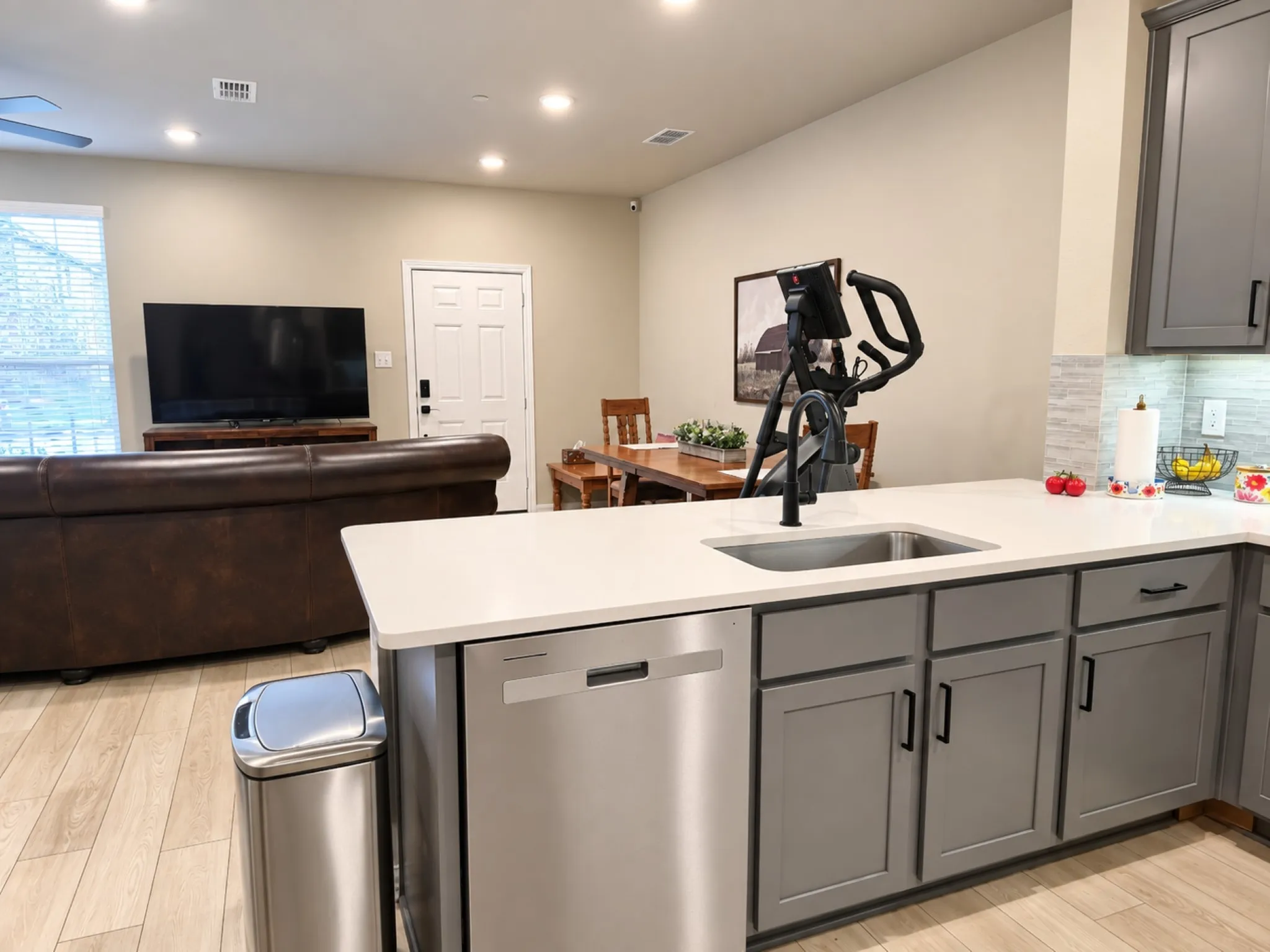 Townhouse For Sale in Grayson County , 3722 Malibu Drive, Sherman, Texas 75090, 3 Bedroom, 3 Bathroom, 2 Garage spaces, 1,762 Sqft, built in 2022, mls#21380948, Real Estate Agent in Sherman, Homes For Sale in Grayson county, Homes For Sale in Sherman, Realtor in Sherman Texas, Real Estate Brokerage Independent Realty Texas, Luminita Cordes Realtor