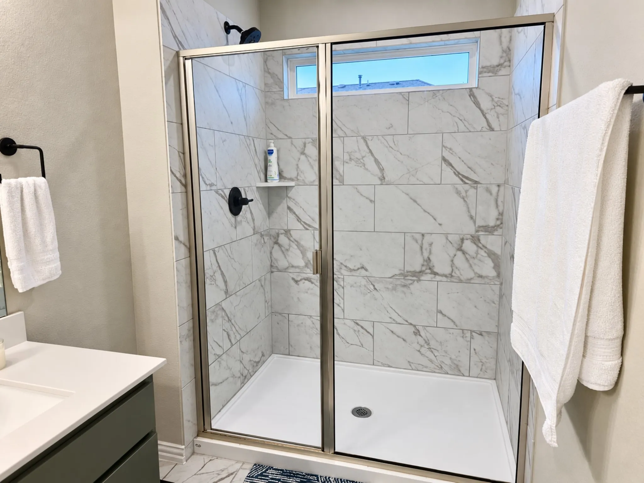 Townhouse For Sale in Grayson County , 3722 Malibu Drive, Sherman, Texas 75090, 3 Bedroom, 3 Bathroom, 2 Garage spaces, 1,762 Sqft, built in 2022, mls#21380948, Real Estate Agent in Sherman, Homes For Sale in Grayson county, Homes For Sale in Sherman, Realtor in Sherman Texas, Real Estate Brokerage Independent Realty Texas, Luminita Cordes Realtor