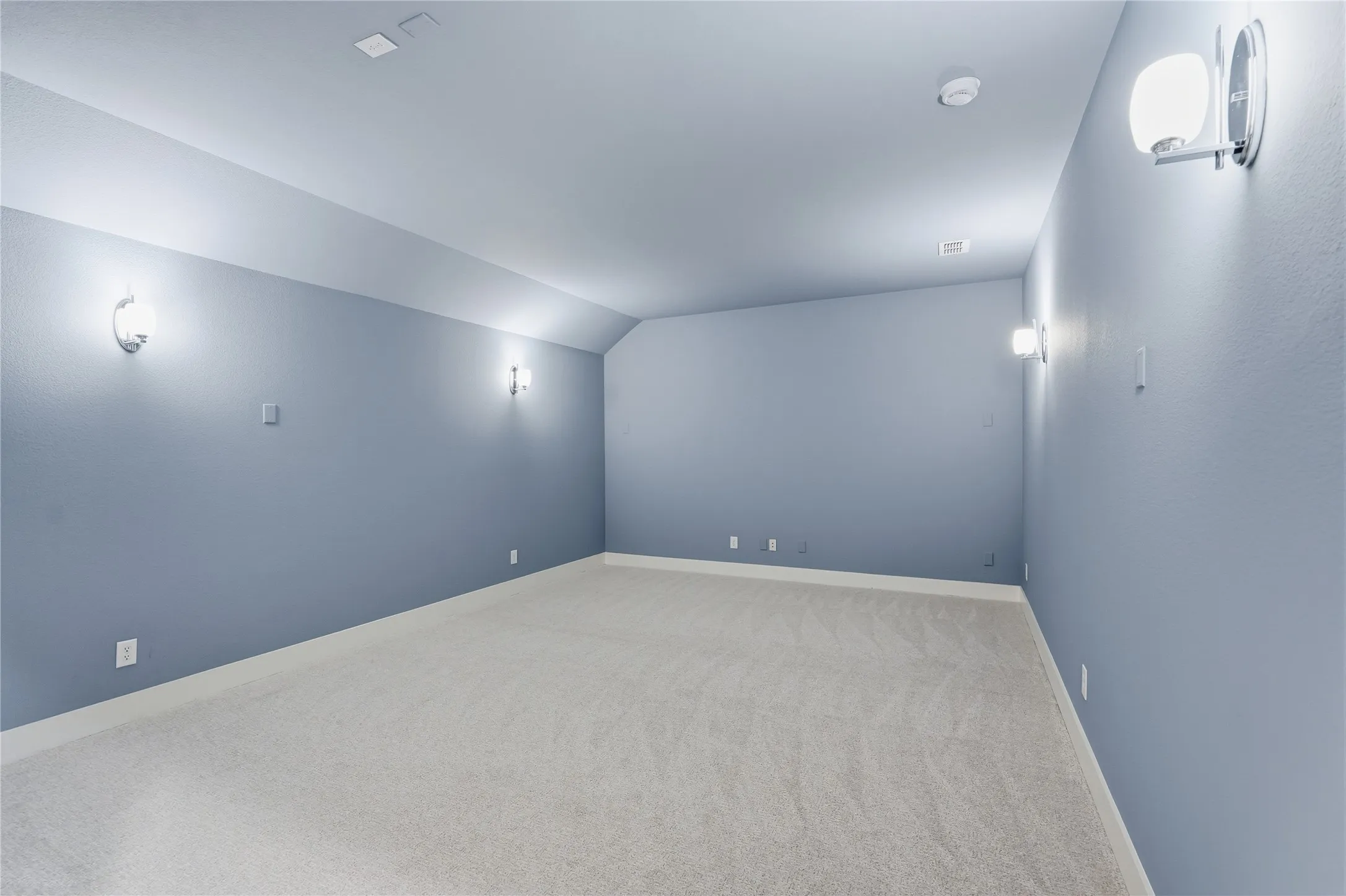 Single Family Residence For Sale in Denton County , 4216 Vista Terrace Drive, Frisco, Texas 75036, 5 Bedroom, 4 Bathroom, 3 Garage spaces, 3,875 Sqft, built in 2013, mls#21377055, Real Estate Agent in Frisco, Homes For Sale in Denton county, Homes For Sale in Frisco, Realtor in Frisco Texas, Real Estate Brokerage Independent Realty Texas, Luminita Cordes Realtor