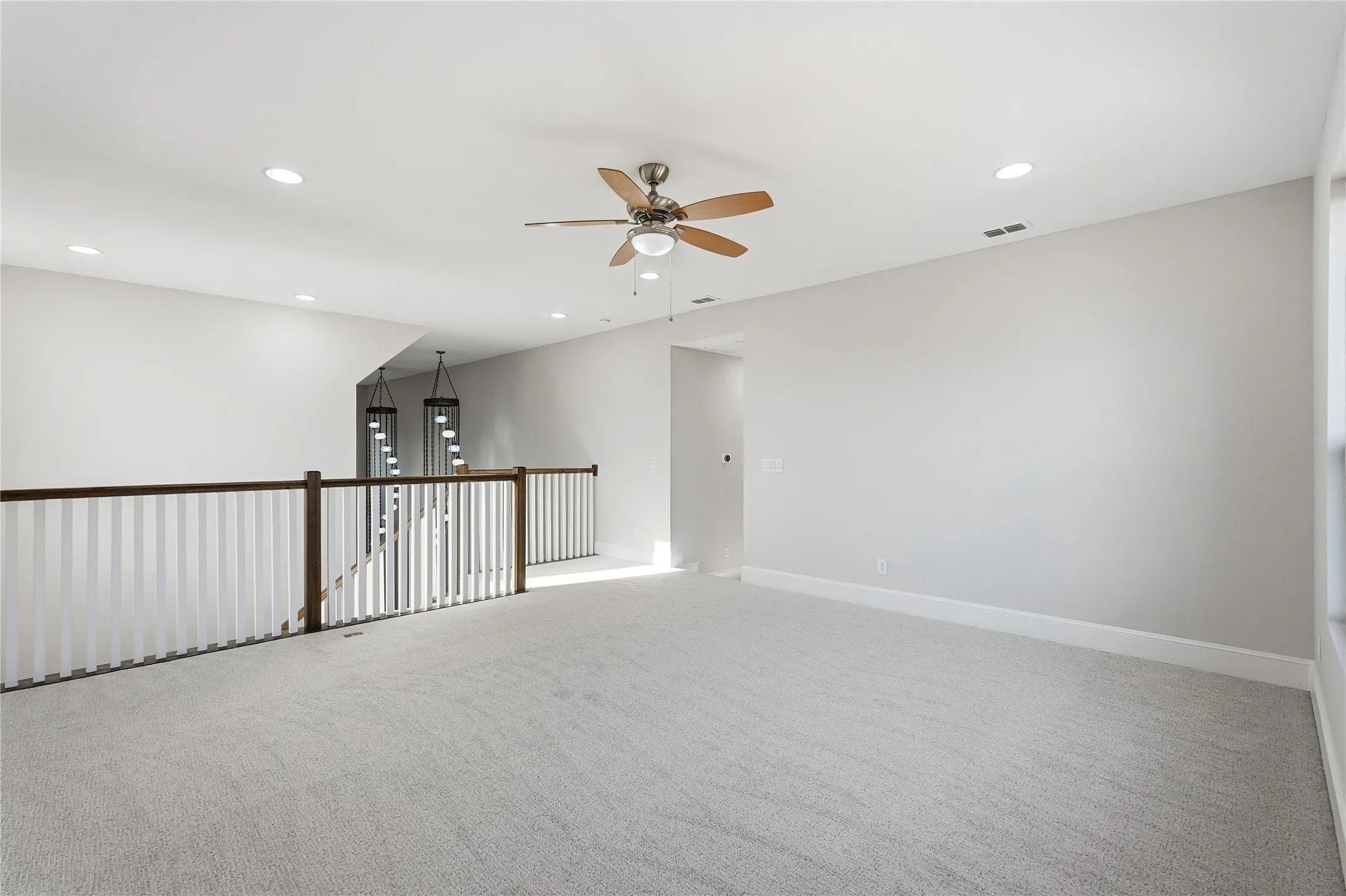 Single Family Residence For Sale in Denton County , 4216 Vista Terrace Drive, Frisco, Texas 75036, 5 Bedroom, 4 Bathroom, 3 Garage spaces, 3,875 Sqft, built in 2013, mls#21377055, Real Estate Agent in Frisco, Homes For Sale in Denton county, Homes For Sale in Frisco, Realtor in Frisco Texas, Real Estate Brokerage Independent Realty Texas, Luminita Cordes Realtor