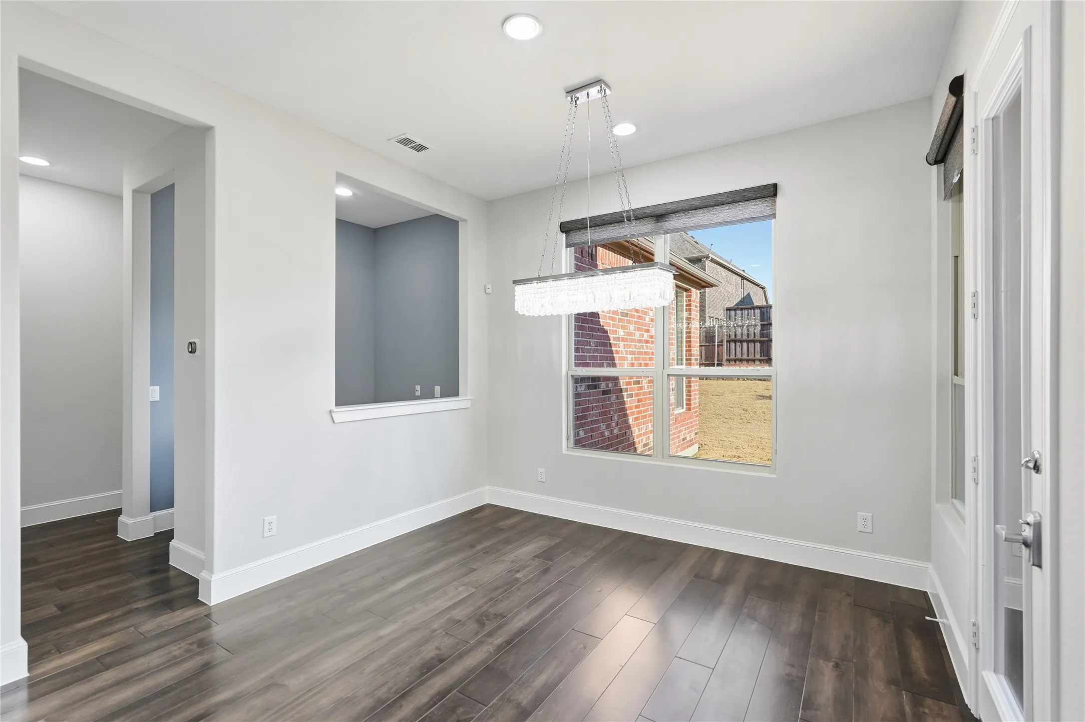 Single Family Residence For Sale in Denton County , 4216 Vista Terrace Drive, Frisco, Texas 75036, 5 Bedroom, 4 Bathroom, 3 Garage spaces, 3,875 Sqft, built in 2013, mls#21377055, Real Estate Agent in Frisco, Homes For Sale in Denton county, Homes For Sale in Frisco, Realtor in Frisco Texas, Real Estate Brokerage Independent Realty Texas, Luminita Cordes Realtor