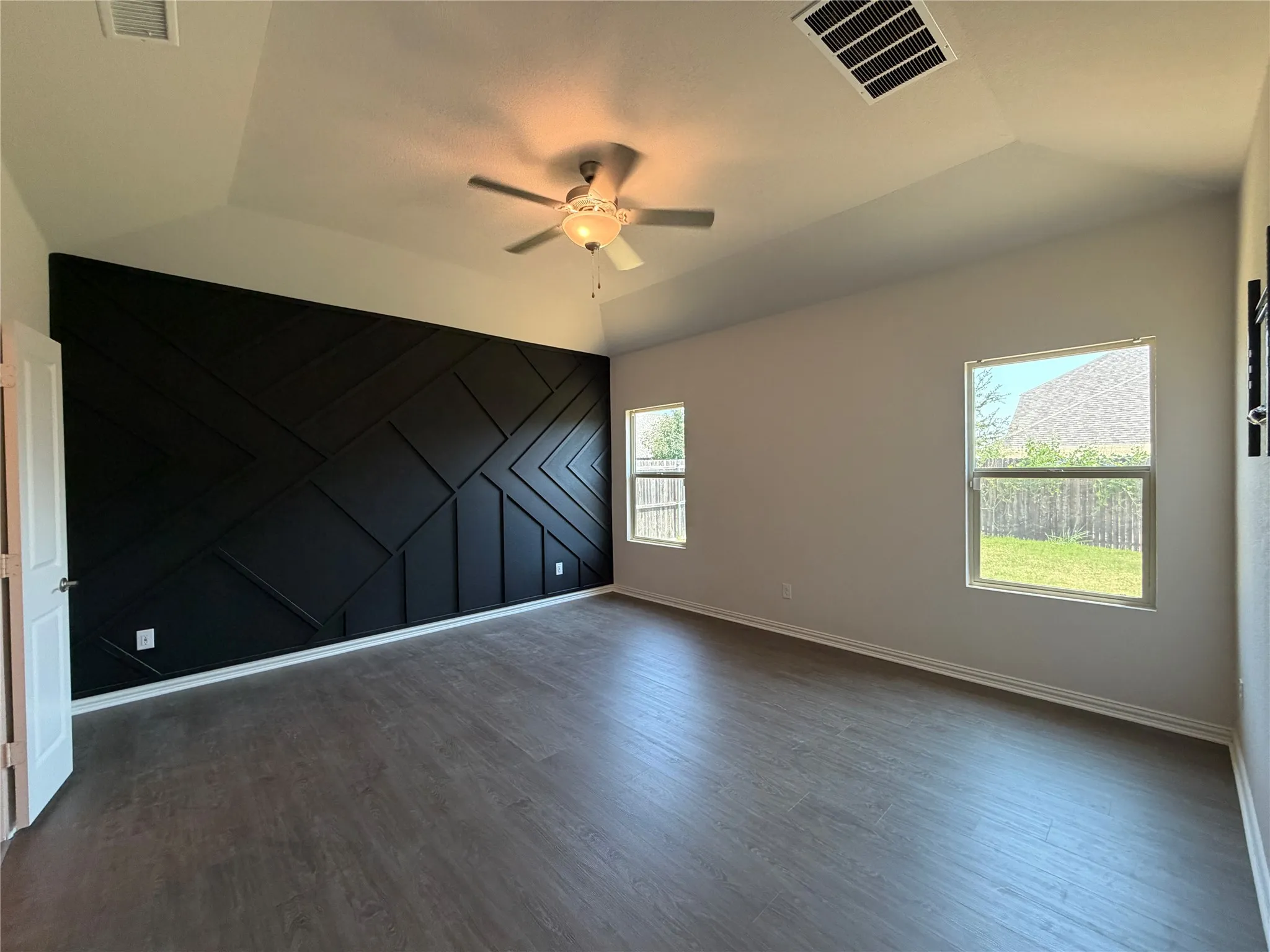 Single Family Residence For Rent in Collin County , 633 Cedar Springs Drive, Princeton, Texas 75407, 4 Bedroom, 4 Bathroom, 2 Garage spaces, 3,102 Sqft, built in 2021, mls#21384769, Real Estate Agent in Princeton, Homes For Rent in Collin county, Homes For Rent in Princeton, Realtor in Princeton Texas, Real Estate Brokerage Independent Realty Texas, Luminita Cordes Realtor