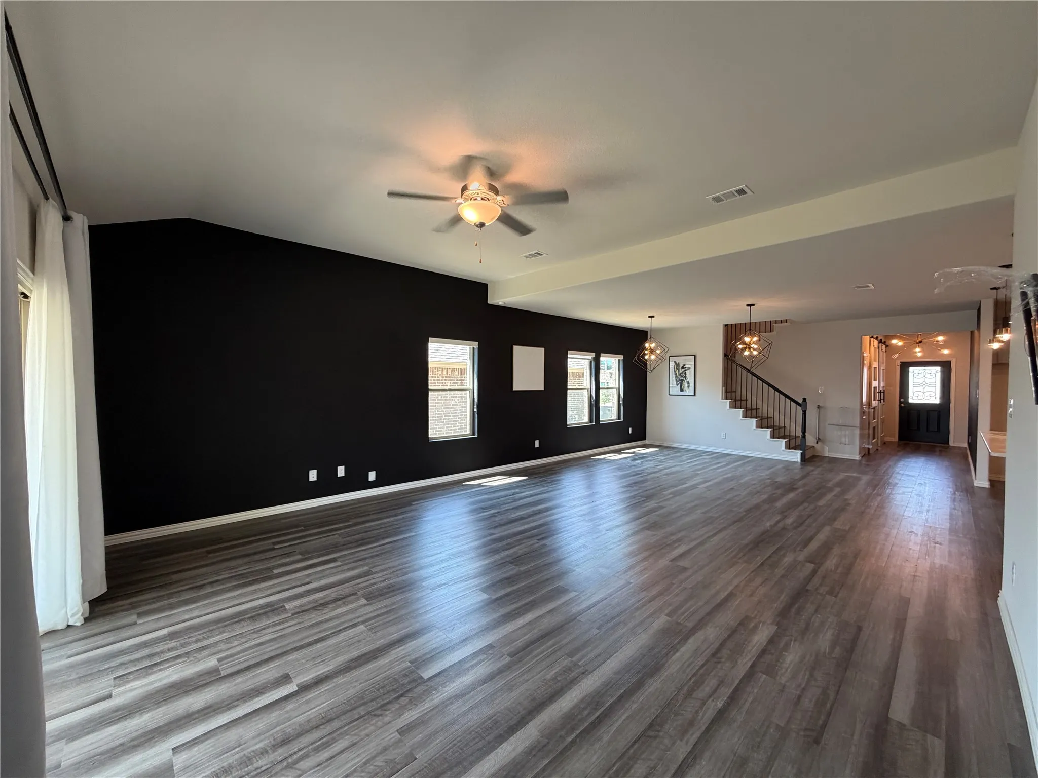 Single Family Residence For Rent in Collin County , 633 Cedar Springs Drive, Princeton, Texas 75407, 4 Bedroom, 4 Bathroom, 2 Garage spaces, 3,102 Sqft, built in 2021, mls#21384769, Real Estate Agent in Princeton, Homes For Rent in Collin county, Homes For Rent in Princeton, Realtor in Princeton Texas, Real Estate Brokerage Independent Realty Texas, Luminita Cordes Realtor