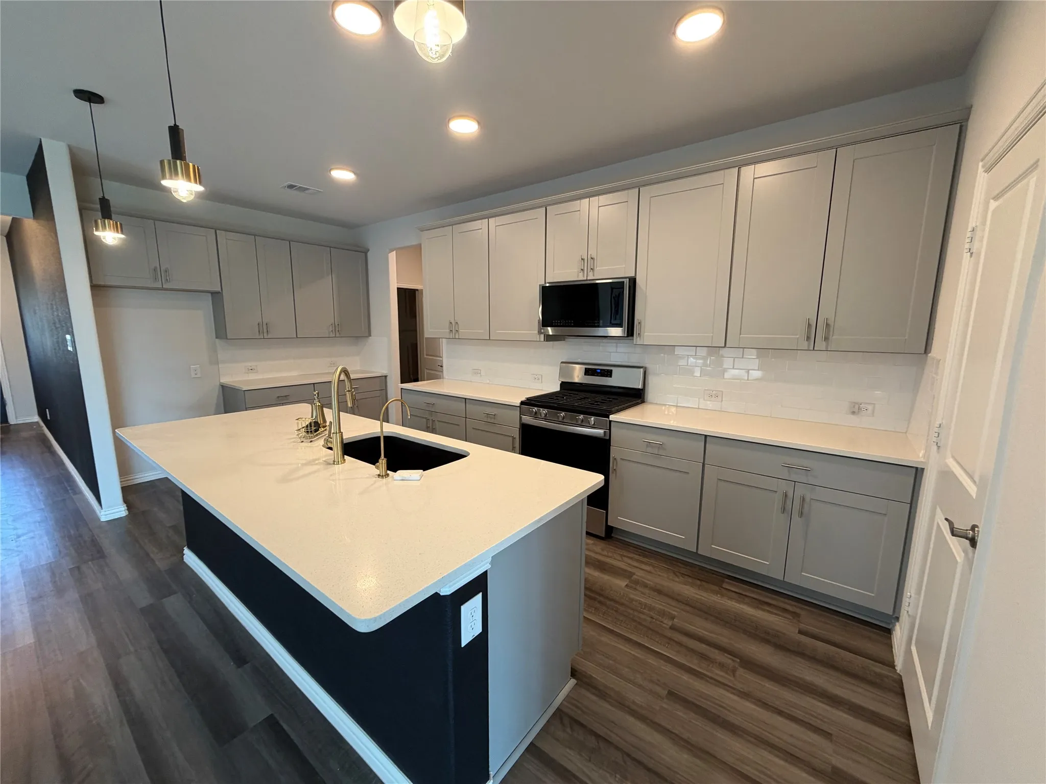 Single Family Residence For Rent in Collin County , 633 Cedar Springs Drive, Princeton, Texas 75407, 4 Bedroom, 4 Bathroom, 2 Garage spaces, 3,102 Sqft, built in 2021, mls#21384769, Real Estate Agent in Princeton, Homes For Rent in Collin county, Homes For Rent in Princeton, Realtor in Princeton Texas, Real Estate Brokerage Independent Realty Texas, Luminita Cordes Realtor