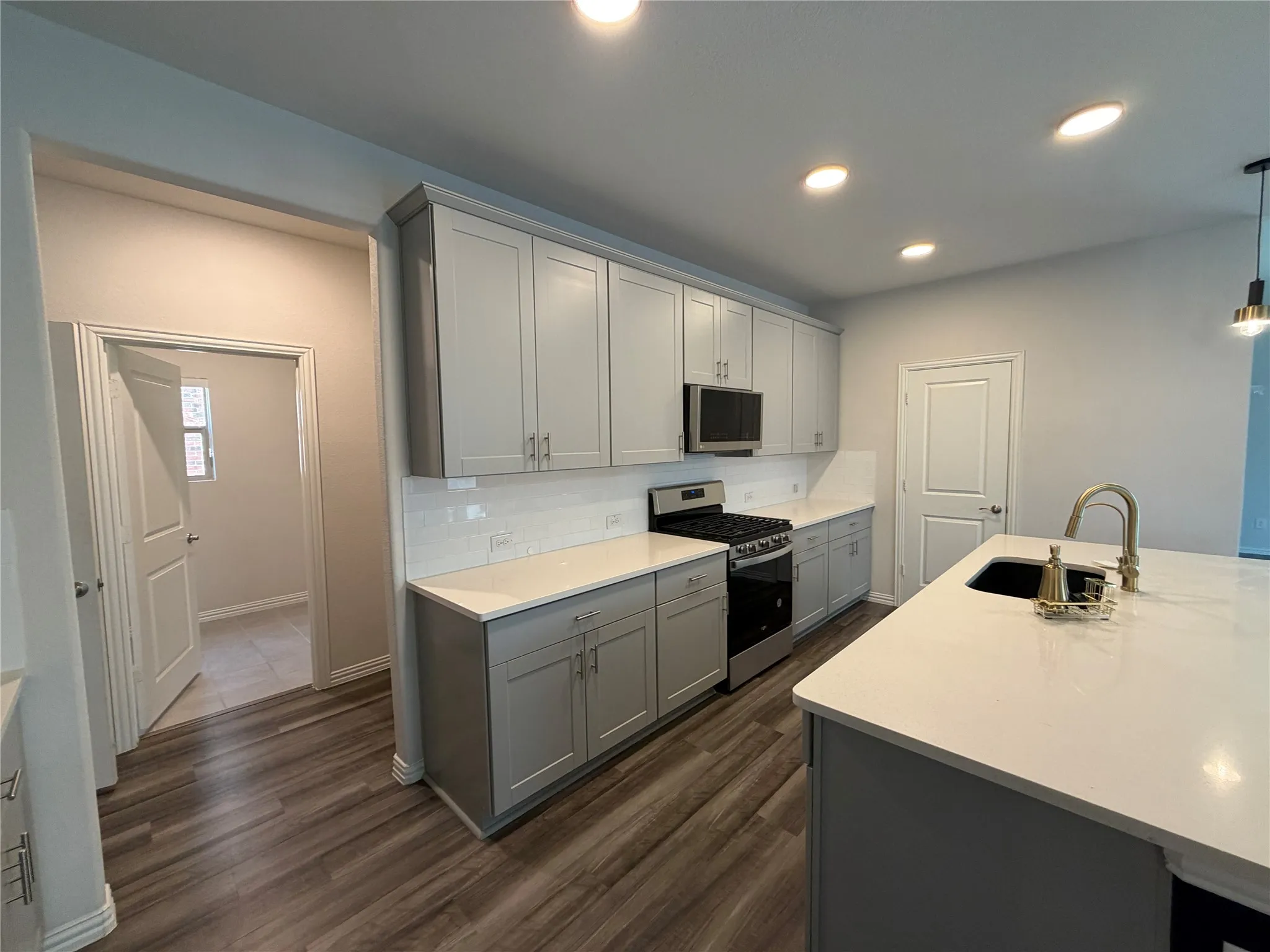 Single Family Residence For Rent in Collin County , 633 Cedar Springs Drive, Princeton, Texas 75407, 4 Bedroom, 4 Bathroom, 2 Garage spaces, 3,102 Sqft, built in 2021, mls#21384769, Real Estate Agent in Princeton, Homes For Rent in Collin county, Homes For Rent in Princeton, Realtor in Princeton Texas, Real Estate Brokerage Independent Realty Texas, Luminita Cordes Realtor