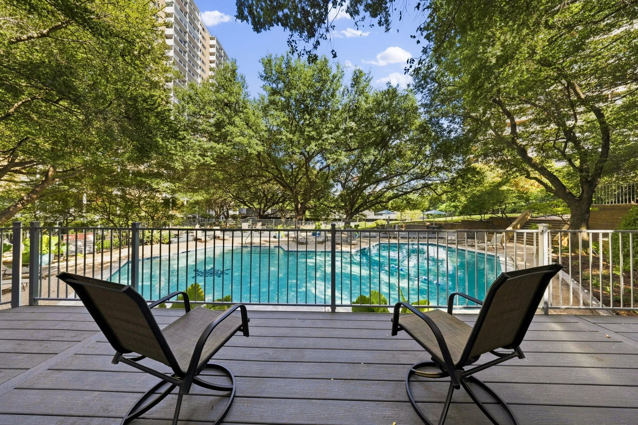 Condominium For Sale in Dallas County , 3883 Turtle Creek Boulevard 909, Dallas, Texas 75219, 1 Bedroom, 1 Bathroom, 1 Garage spaces, 787 Sqft, built in 1963, mls#21384672, Real Estate Agent in Dallas, Homes For Sale in Dallas county, Homes For Sale in Dallas, Realtor in Dallas Texas, Real Estate Brokerage Independent Realty Texas, Luminita Cordes Realtor