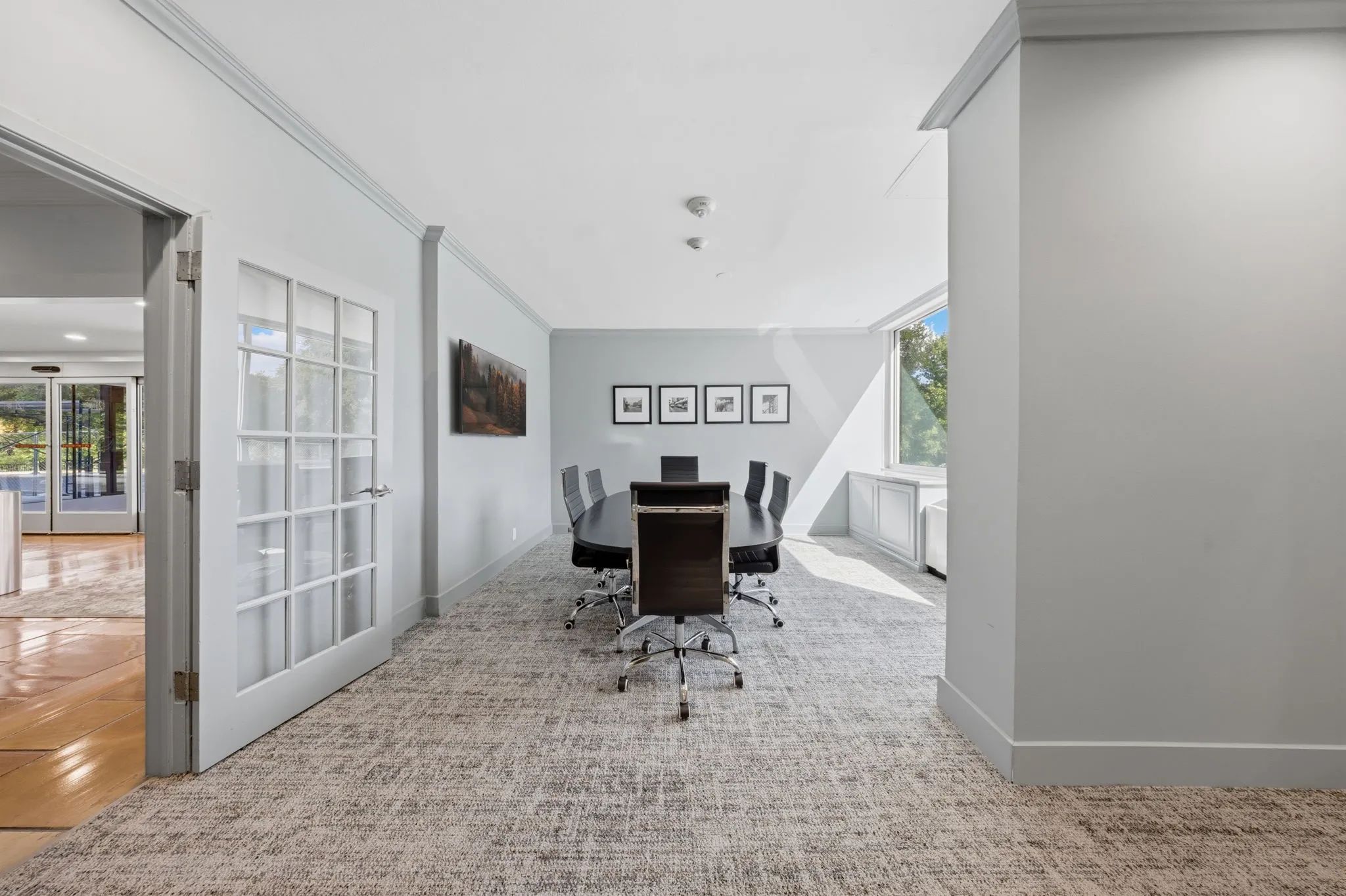 Condominium For Sale in Dallas County , 3883 Turtle Creek Boulevard 909, Dallas, Texas 75219, 1 Bedroom, 1 Bathroom, 1 Garage spaces, 787 Sqft, built in 1963, mls#21384672, Real Estate Agent in Dallas, Homes For Sale in Dallas county, Homes For Sale in Dallas, Realtor in Dallas Texas, Real Estate Brokerage Independent Realty Texas, Luminita Cordes Realtor