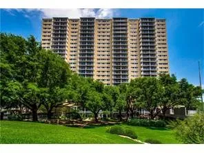 Condominium For Sale in Dallas County , 3883 Turtle Creek Boulevard 909, Dallas, Texas 75219, 1 Bedroom, 1 Bathroom, 1 Garage spaces, 787 Sqft, built in 1963, mls#21384672, Real Estate Agent in Dallas, Homes For Sale in Dallas county, Homes For Sale in Dallas, Realtor in Dallas Texas, Real Estate Brokerage Independent Realty Texas, Luminita Cordes Realtor