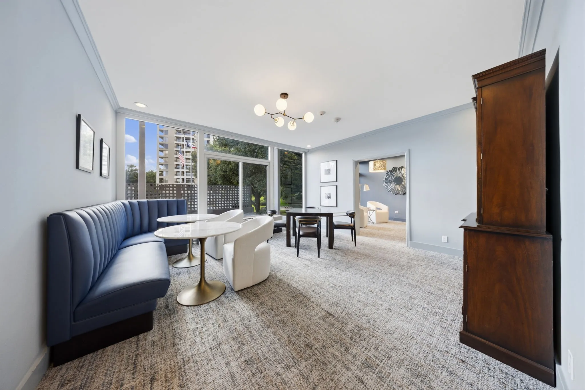 Condominium For Sale in Dallas County , 3883 Turtle Creek Boulevard 909, Dallas, Texas 75219, 1 Bedroom, 1 Bathroom, 1 Garage spaces, 787 Sqft, built in 1963, mls#21384672, Real Estate Agent in Dallas, Homes For Sale in Dallas county, Homes For Sale in Dallas, Realtor in Dallas Texas, Real Estate Brokerage Independent Realty Texas, Luminita Cordes Realtor