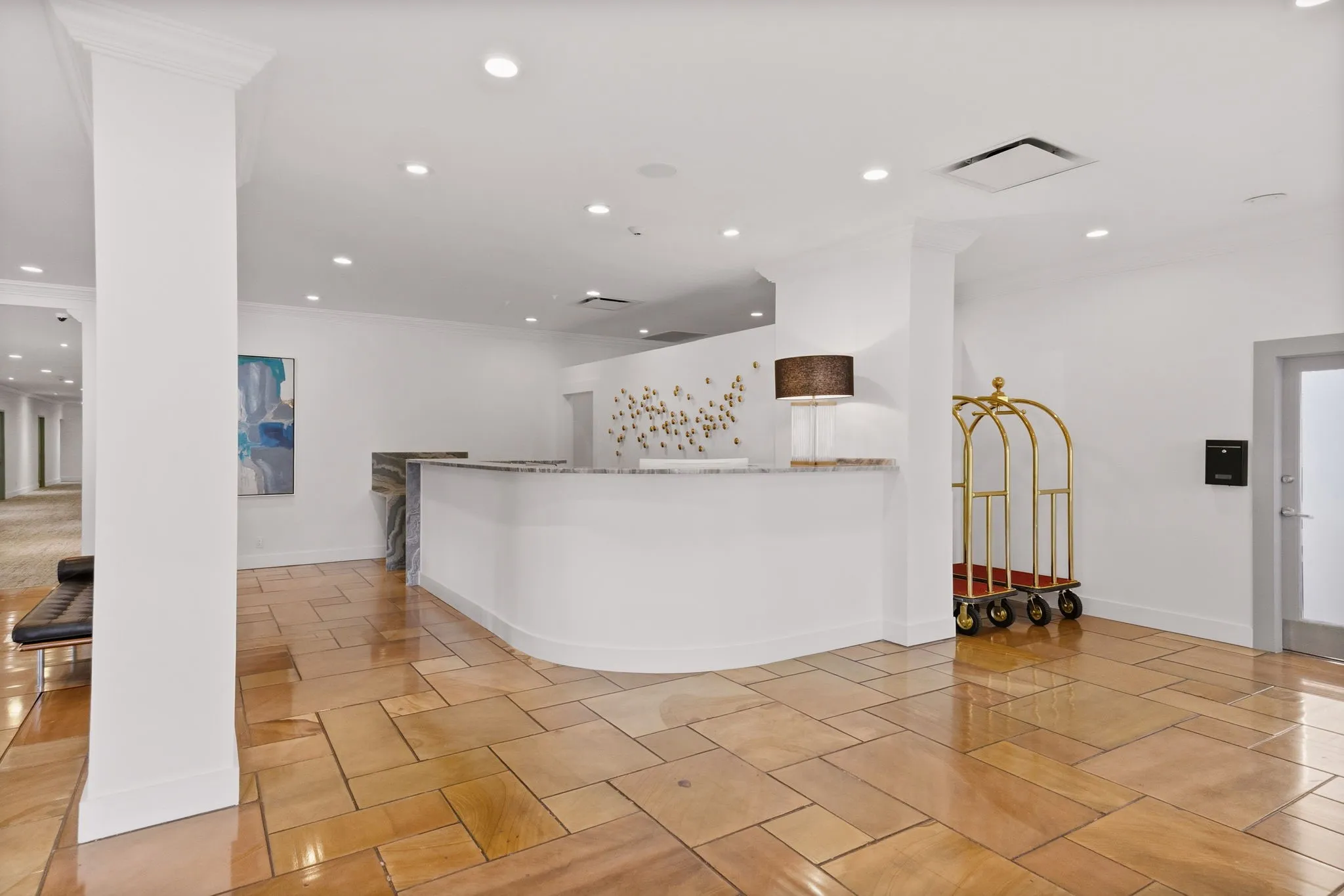 Condominium For Sale in Dallas County , 3883 Turtle Creek Boulevard 909, Dallas, Texas 75219, 1 Bedroom, 1 Bathroom, 1 Garage spaces, 787 Sqft, built in 1963, mls#21384672, Real Estate Agent in Dallas, Homes For Sale in Dallas county, Homes For Sale in Dallas, Realtor in Dallas Texas, Real Estate Brokerage Independent Realty Texas, Luminita Cordes Realtor