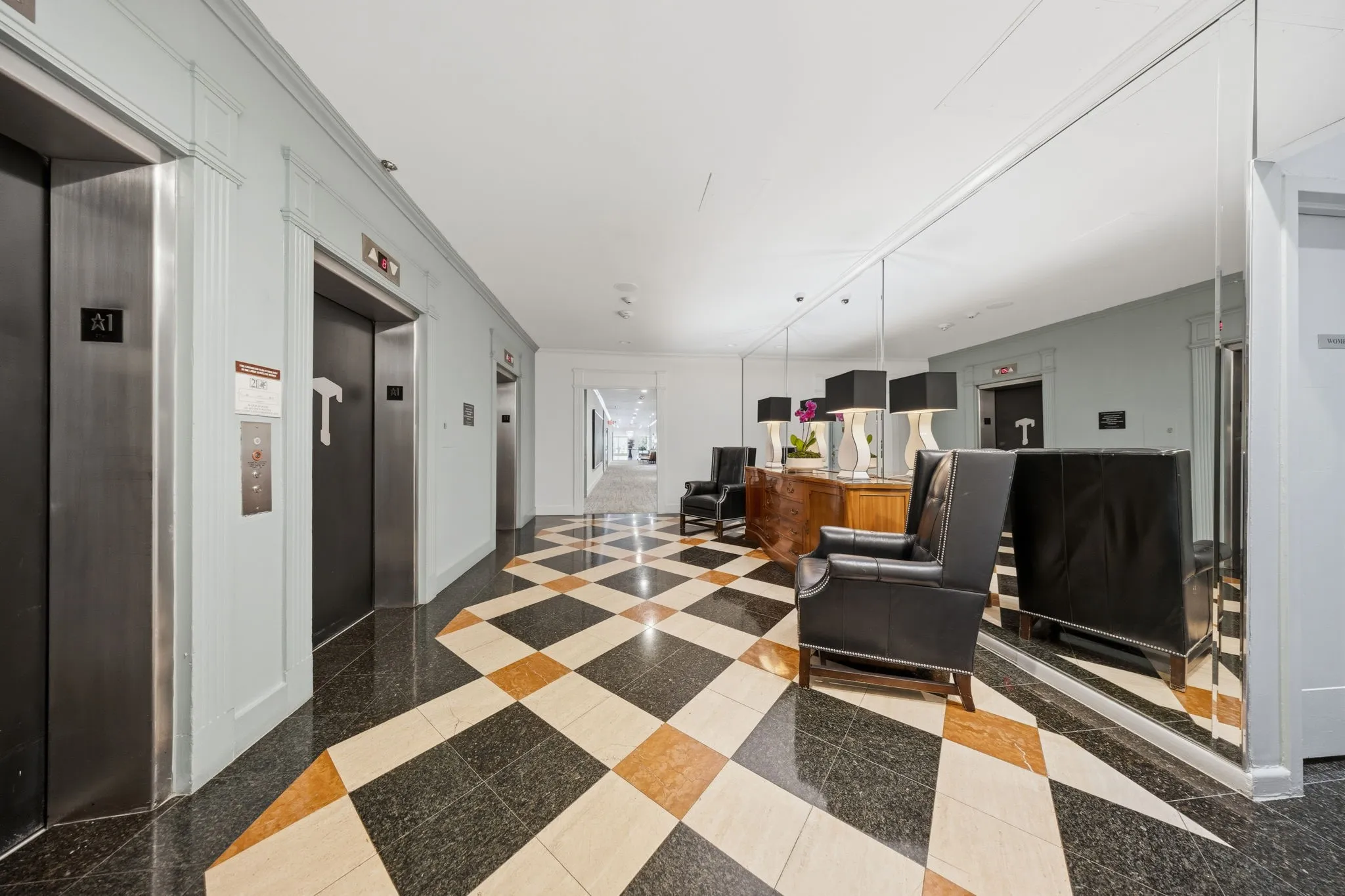 Condominium For Sale in Dallas County , 3883 Turtle Creek Boulevard 909, Dallas, Texas 75219, 1 Bedroom, 1 Bathroom, 1 Garage spaces, 787 Sqft, built in 1963, mls#21384672, Real Estate Agent in Dallas, Homes For Sale in Dallas county, Homes For Sale in Dallas, Realtor in Dallas Texas, Real Estate Brokerage Independent Realty Texas, Luminita Cordes Realtor