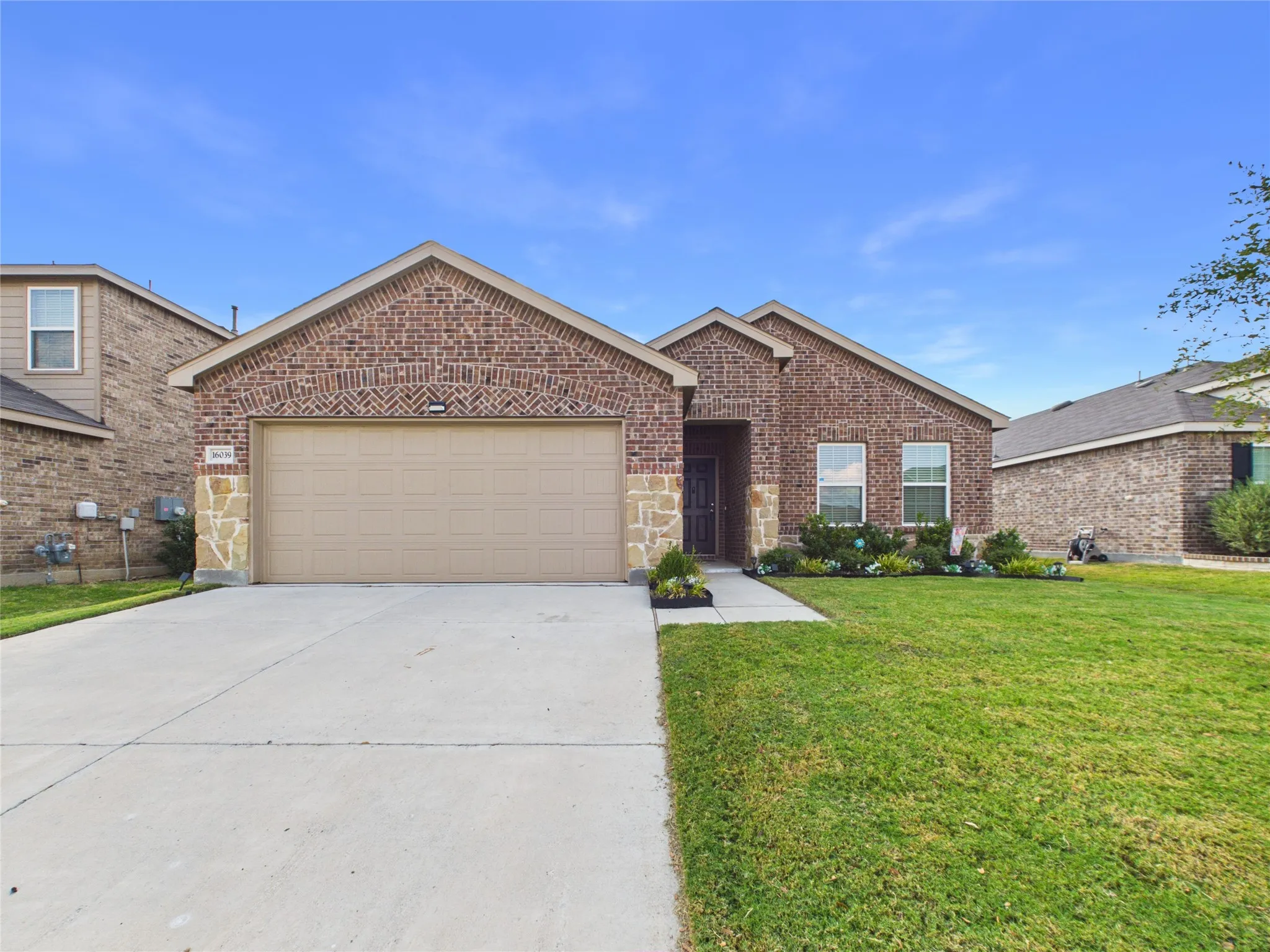 Single Family Residence For Sale in Denton County , 16039 Malaya Street, Haslet, Texas 76052, 4 Bedroom, 3 Bathroom, 2 Garage spaces, 1,938 Sqft, built in 2023, mls#21384700, Real Estate Agent in Haslet, Homes For Sale in Denton county, Homes For Sale in Haslet, Realtor in Haslet Texas, Real Estate Brokerage Independent Realty Texas, Luminita Cordes Realtor
