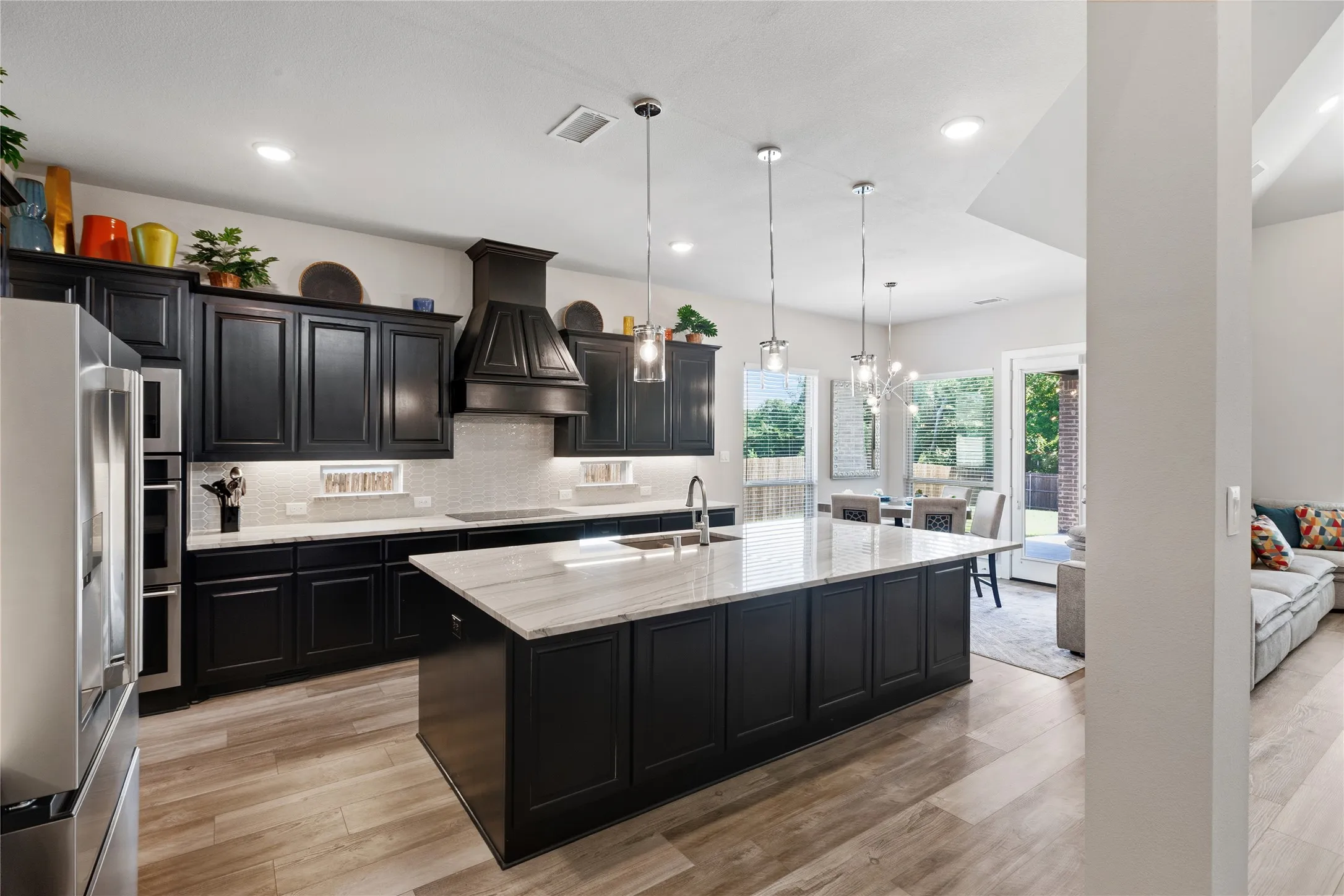 Single Family Residence For Rent in Dallas County , 1938 Silver Creek Lane, Cedar Hill, Texas 75104, 5 Bedroom, 5 Bathroom, 3 Garage spaces, 4,228 Sqft, built in 2024, mls#21384754, Real Estate Agent in Cedar Hill, Homes For Rent in Dallas county, Homes For Rent in Cedar Hill, Realtor in Cedar Hill Texas, Real Estate Brokerage Independent Realty Texas, Luminita Cordes Realtor