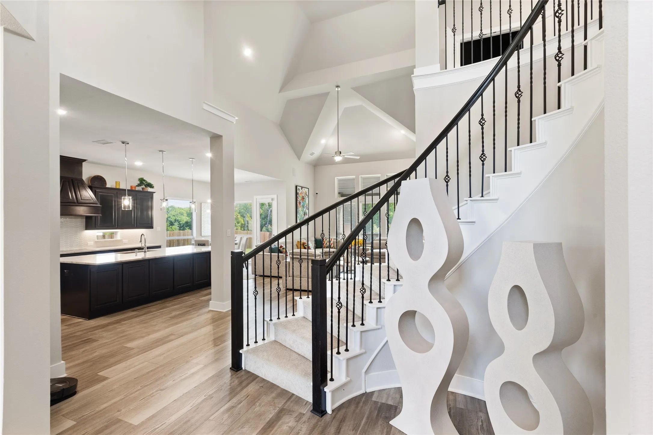 Single Family Residence For Rent in Dallas County , 1938 Silver Creek Lane, Cedar Hill, Texas 75104, 5 Bedroom, 5 Bathroom, 3 Garage spaces, 4,228 Sqft, built in 2024, mls#21384754, Real Estate Agent in Cedar Hill, Homes For Rent in Dallas county, Homes For Rent in Cedar Hill, Realtor in Cedar Hill Texas, Real Estate Brokerage Independent Realty Texas, Luminita Cordes Realtor