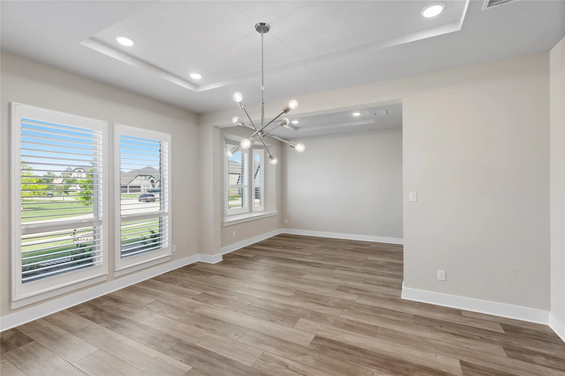 Single Family Residence For Rent in Dallas County , 1938 Silver Creek Lane, Cedar Hill, Texas 75104, 5 Bedroom, 5 Bathroom, 3 Garage spaces, 4,228 Sqft, built in 2024, mls#21384754, Real Estate Agent in Cedar Hill, Homes For Rent in Dallas county, Homes For Rent in Cedar Hill, Realtor in Cedar Hill Texas, Real Estate Brokerage Independent Realty Texas, Luminita Cordes Realtor