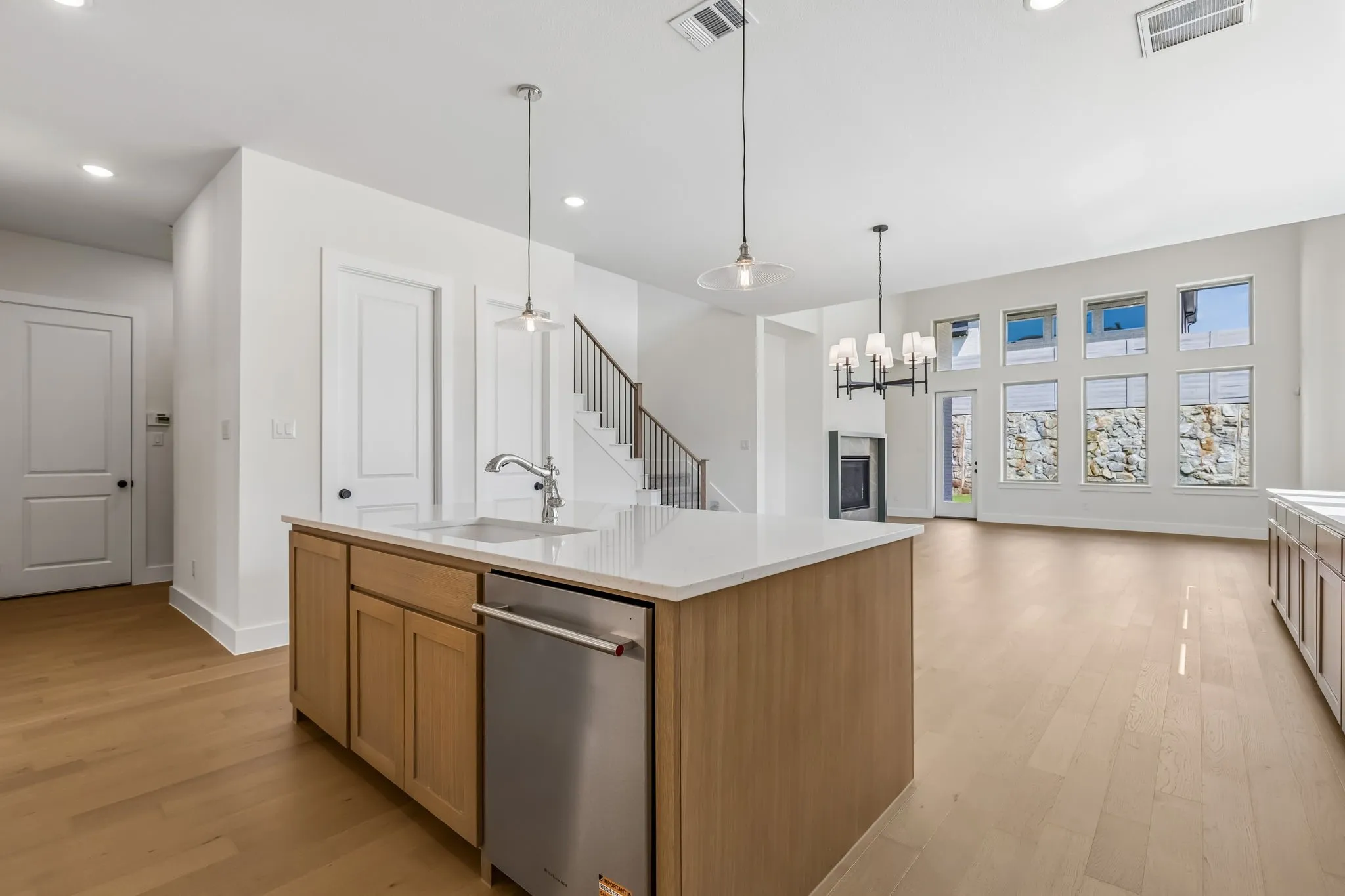 Featuring a perfectly designed open concept floor plan, the chef will never be left out of the party in our Justin floor plan!
