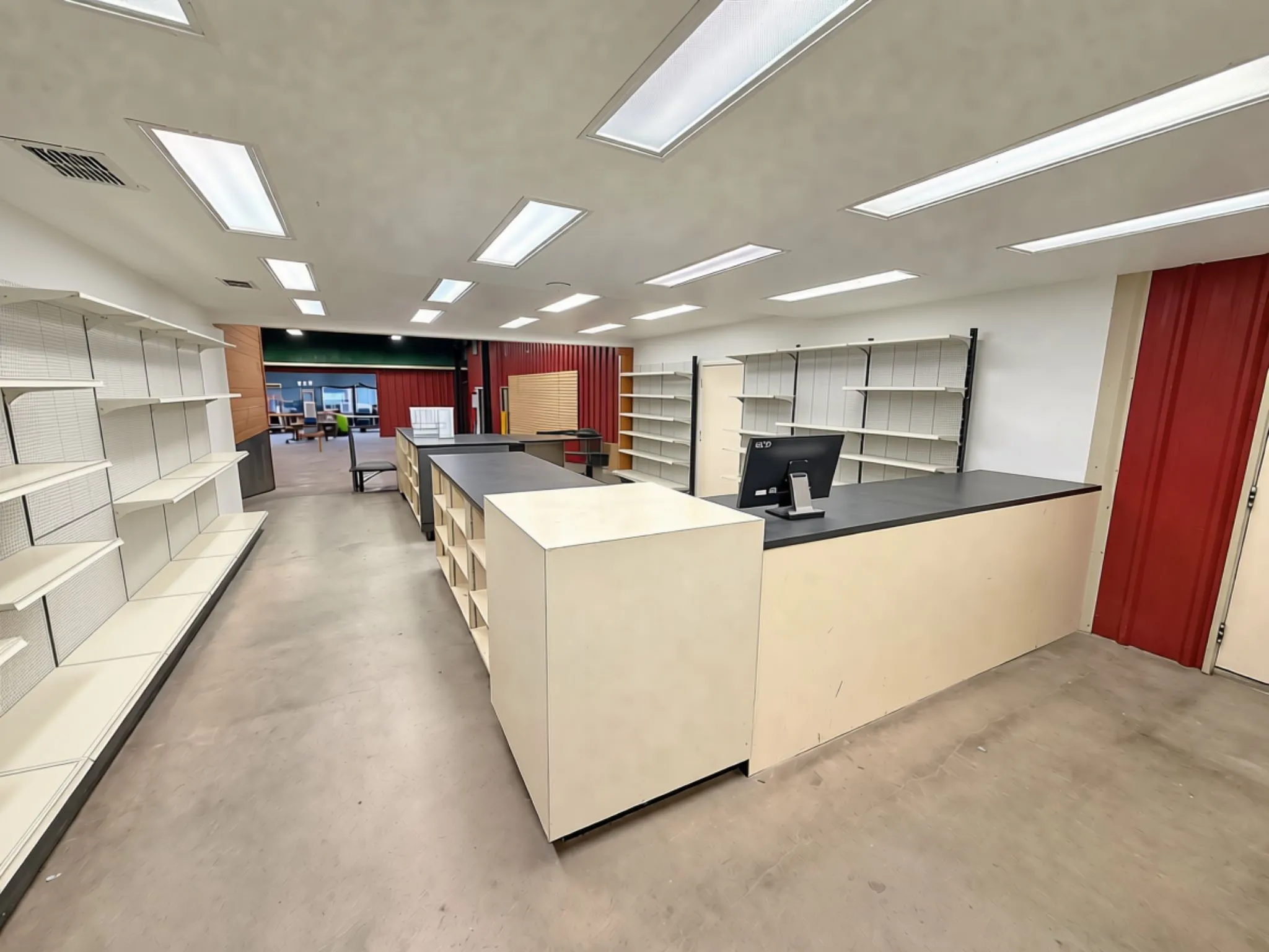 Warehouse For Sale in Hood County , 105 Bolton Road, Granbury, Texas 76049, 0, 0, Garage spaces, 0 Sqft, built in 1977, mls#21380860, Real Estate Agent in Granbury, Homes For Sale in Hood county, Homes For Sale in Granbury, Realtor in Granbury Texas, Real Estate Brokerage Independent Realty Texas, Luminita Cordes Realtor