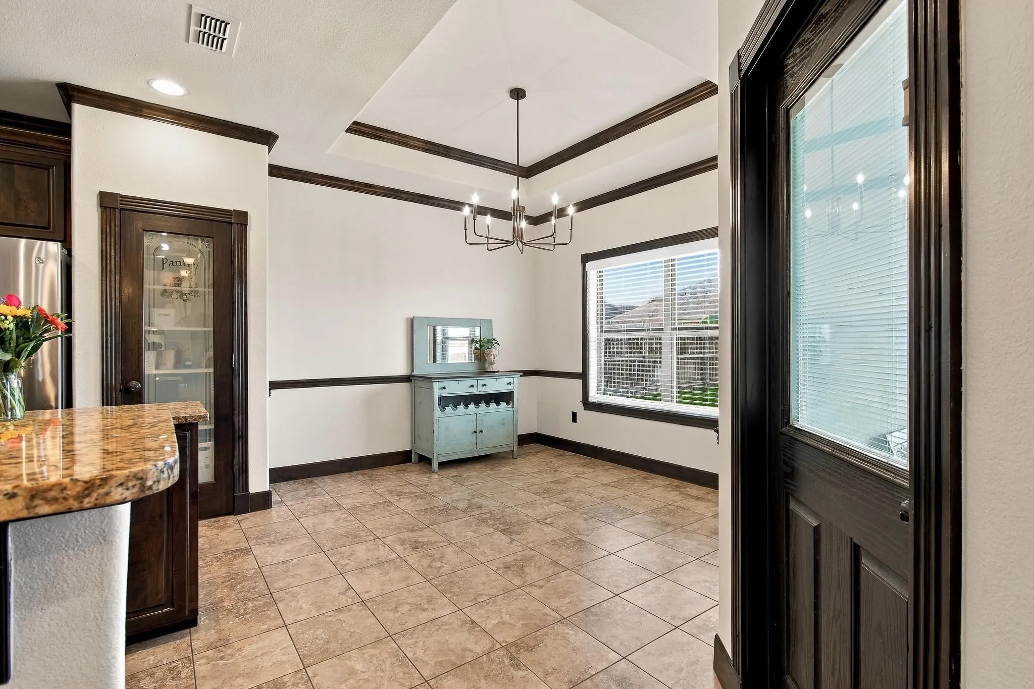 Single Family Residence For Sale in Taylor County , 866 Great Waters Drive, Abilene, Texas 79602, 4 Bedroom, 2 Bathroom, 2 Garage spaces, 1,798 Sqft, built in 2015, mls#21383866, Real Estate Agent in Abilene, Homes For Sale in Taylor county, Homes For Sale in Abilene, Realtor in Abilene Texas, Real Estate Brokerage Independent Realty Texas, Luminita Cordes Realtor