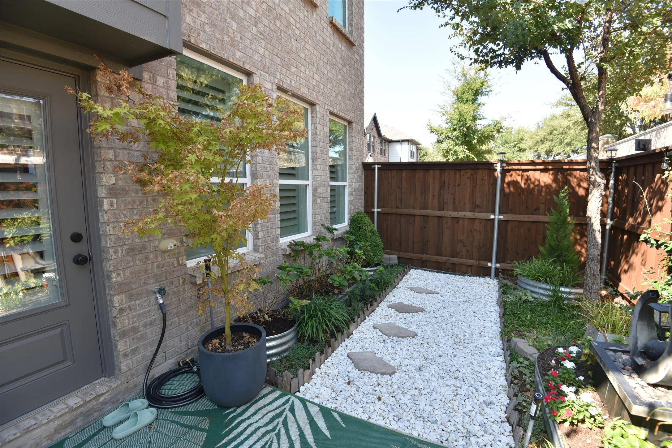 Townhouse For Sale in Collin County , 1022 Emil Place, Allen, Texas 75013, 3 Bedroom, 4 Bathroom, 2 Garage spaces, 1,835 Sqft, built in 2021, mls#21384513, Real Estate Agent in Allen, Homes For Sale in Collin county, Homes For Sale in Allen, Realtor in Allen Texas, Real Estate Brokerage Independent Realty Texas, Luminita Cordes Realtor