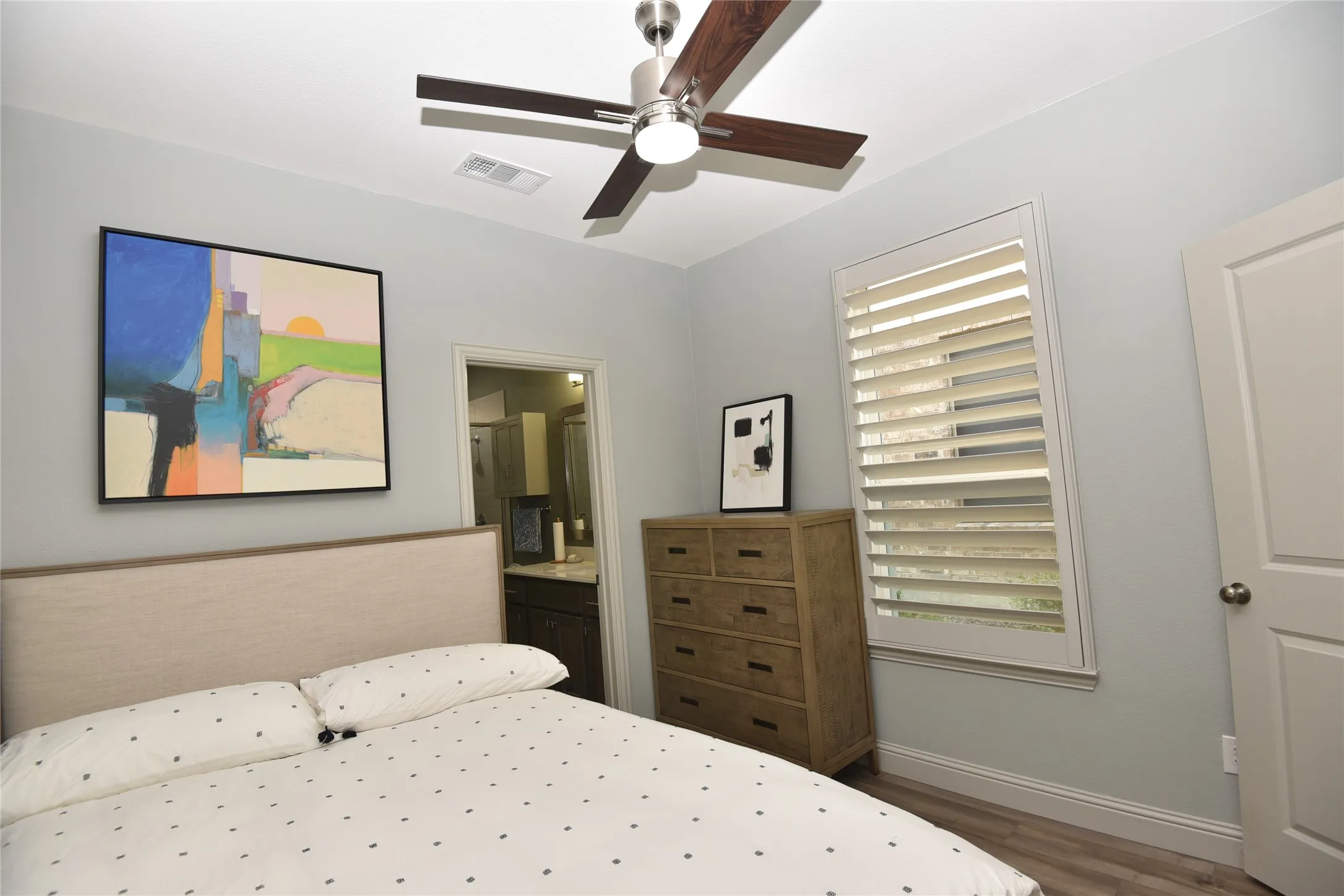 Townhouse For Sale in Collin County , 1022 Emil Place, Allen, Texas 75013, 3 Bedroom, 4 Bathroom, 2 Garage spaces, 1,835 Sqft, built in 2021, mls#21384513, Real Estate Agent in Allen, Homes For Sale in Collin county, Homes For Sale in Allen, Realtor in Allen Texas, Real Estate Brokerage Independent Realty Texas, Luminita Cordes Realtor