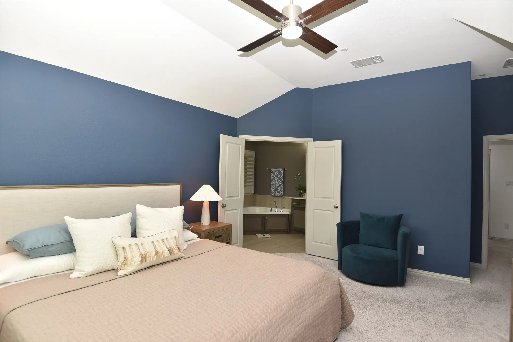 Townhouse For Sale in Collin County , 1022 Emil Place, Allen, Texas 75013, 3 Bedroom, 4 Bathroom, 2 Garage spaces, 1,835 Sqft, built in 2021, mls#21384513, Real Estate Agent in Allen, Homes For Sale in Collin county, Homes For Sale in Allen, Realtor in Allen Texas, Real Estate Brokerage Independent Realty Texas, Luminita Cordes Realtor