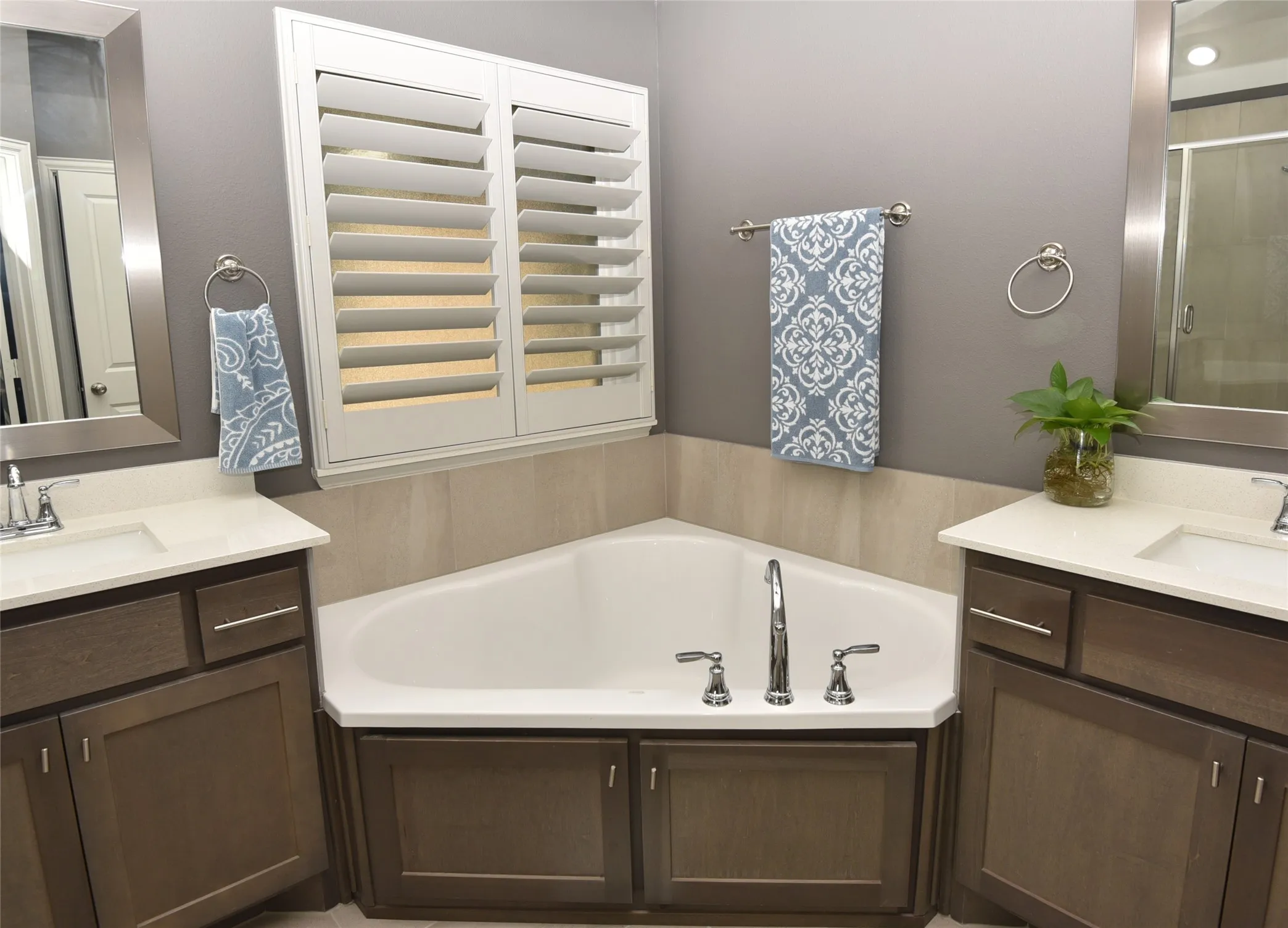 Townhouse For Sale in Collin County , 1022 Emil Place, Allen, Texas 75013, 3 Bedroom, 4 Bathroom, 2 Garage spaces, 1,835 Sqft, built in 2021, mls#21384513, Real Estate Agent in Allen, Homes For Sale in Collin county, Homes For Sale in Allen, Realtor in Allen Texas, Real Estate Brokerage Independent Realty Texas, Luminita Cordes Realtor